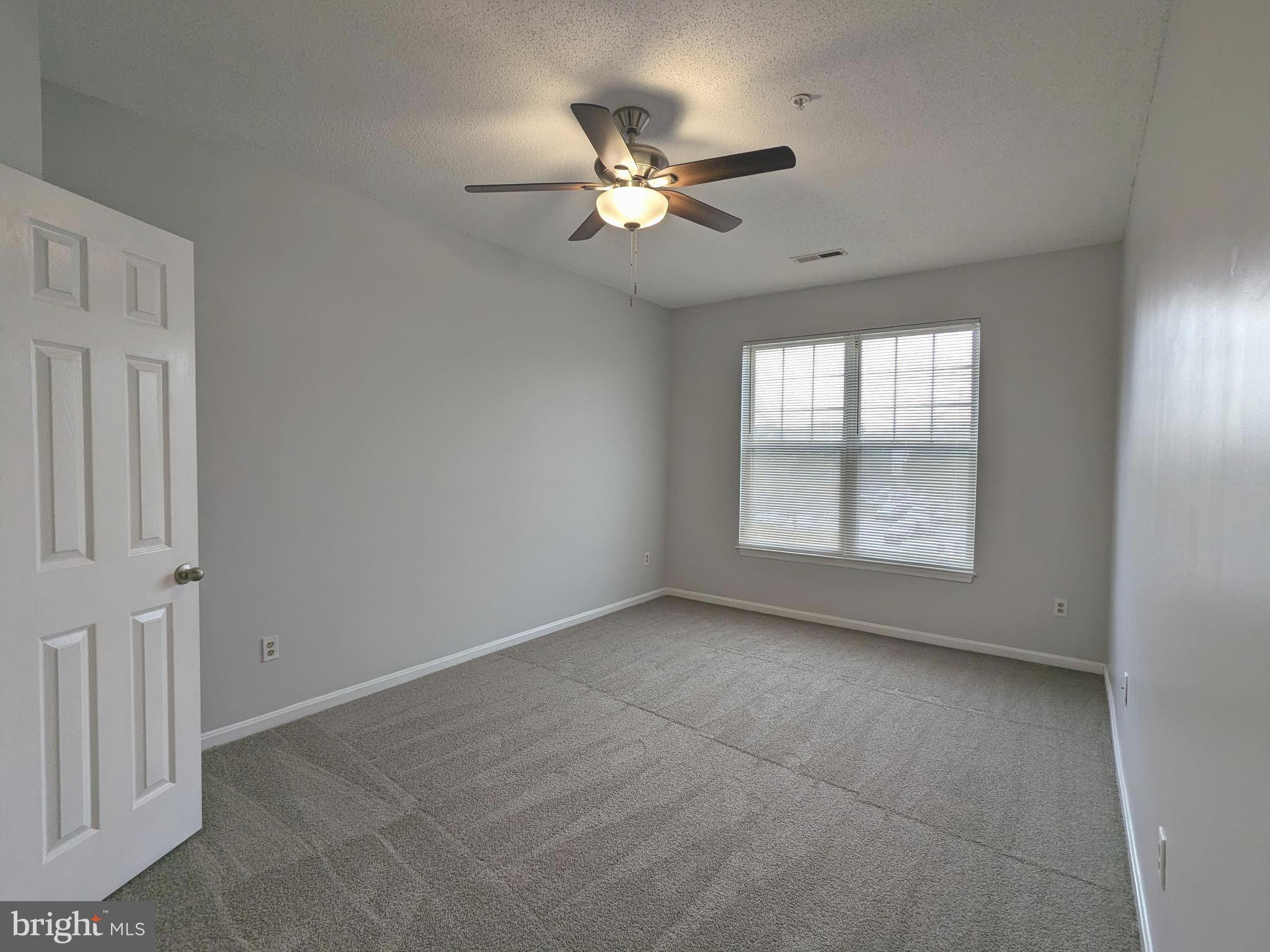 BRISTOL PARK - Residential