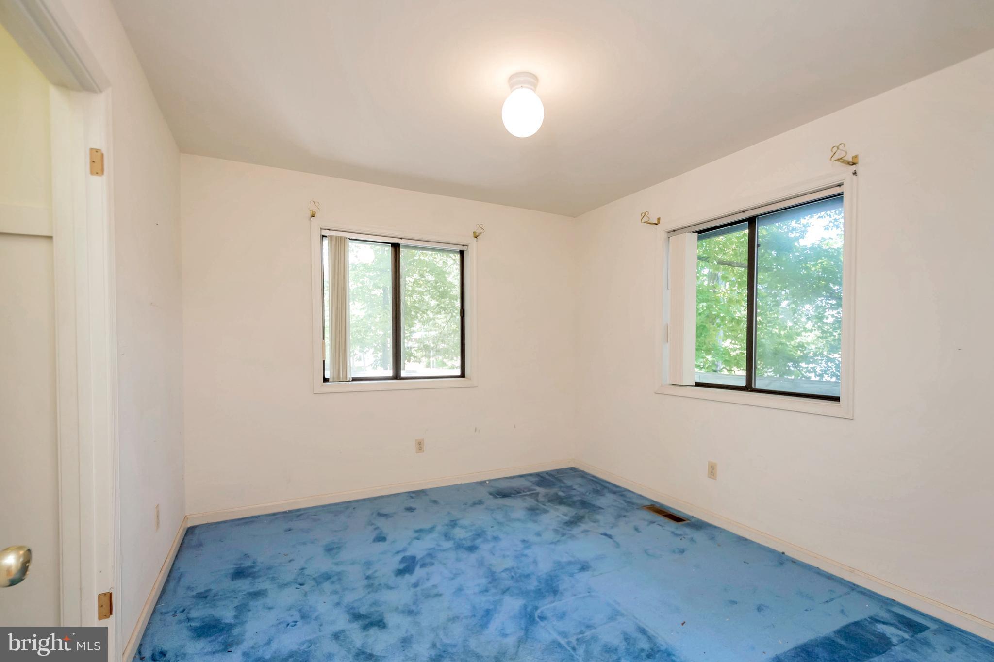 LAKE OF THE WOODS - Residential