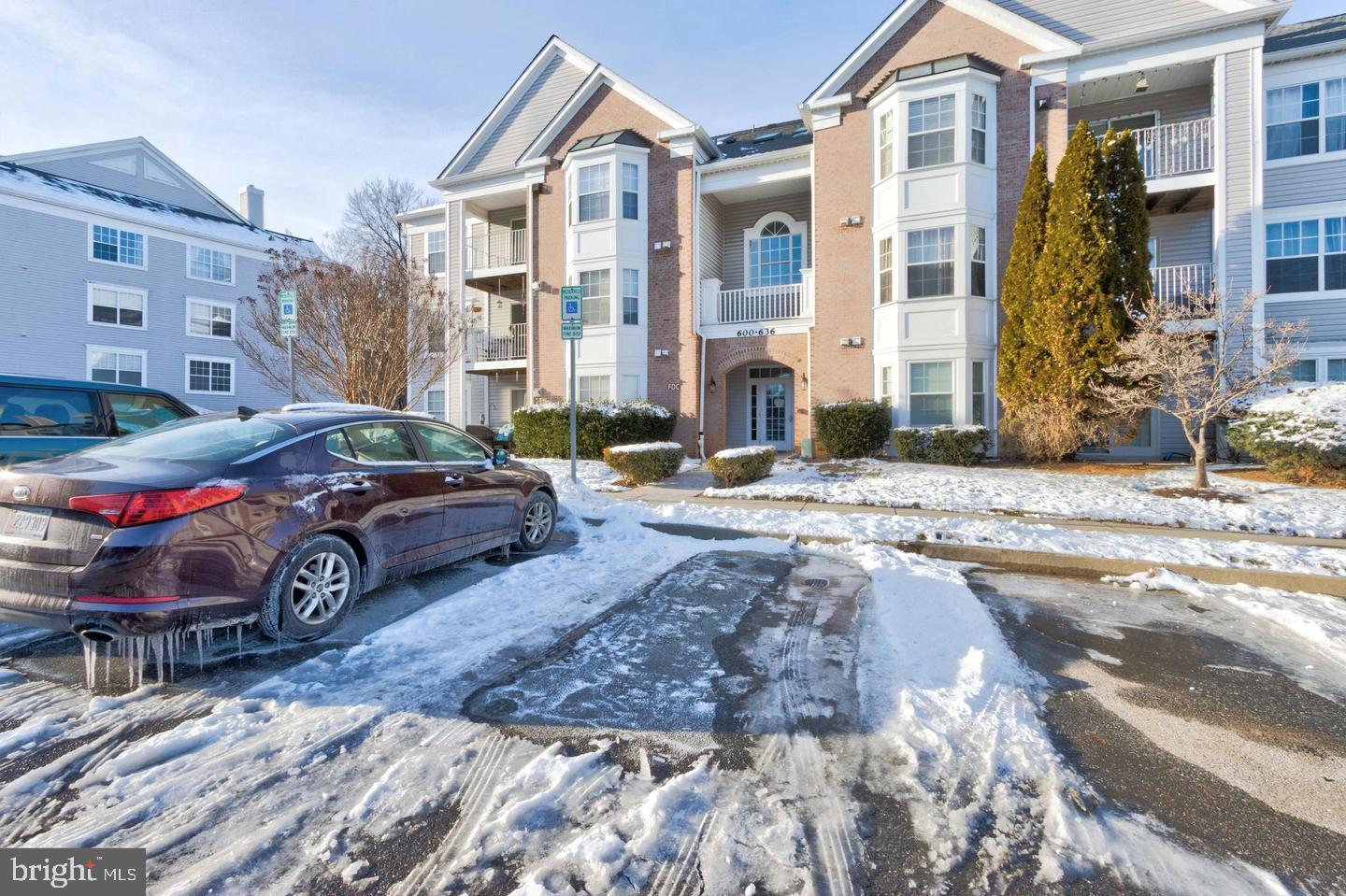 TIMBERGROVE - Residential Lease