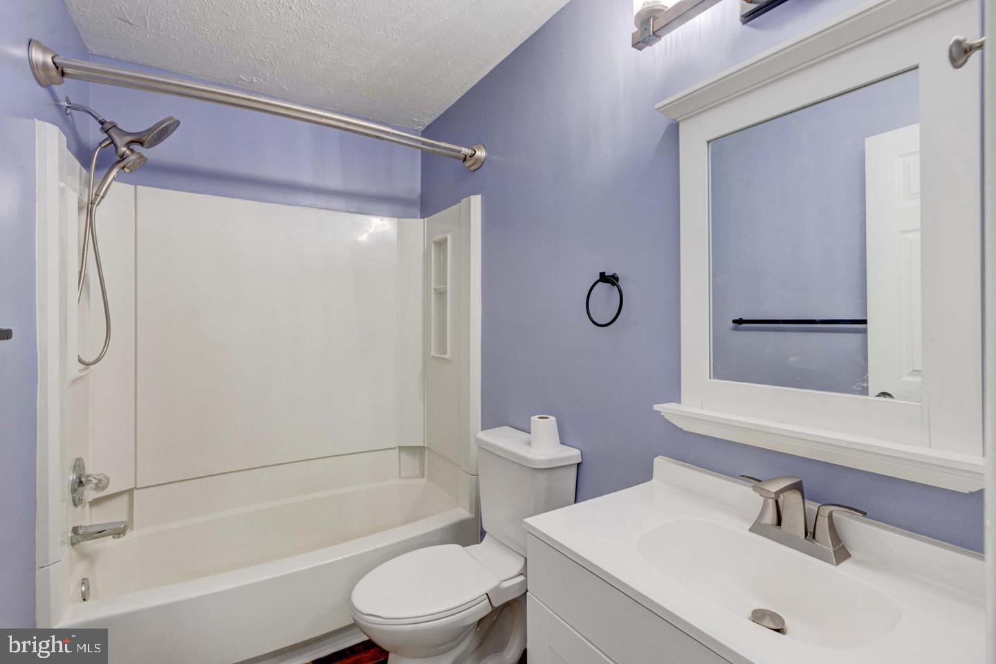 TIMBERGROVE - Residential Lease