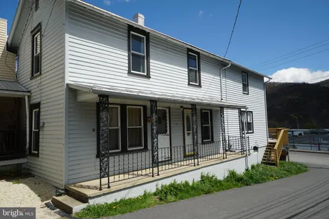 MLS: WVPT2000852
