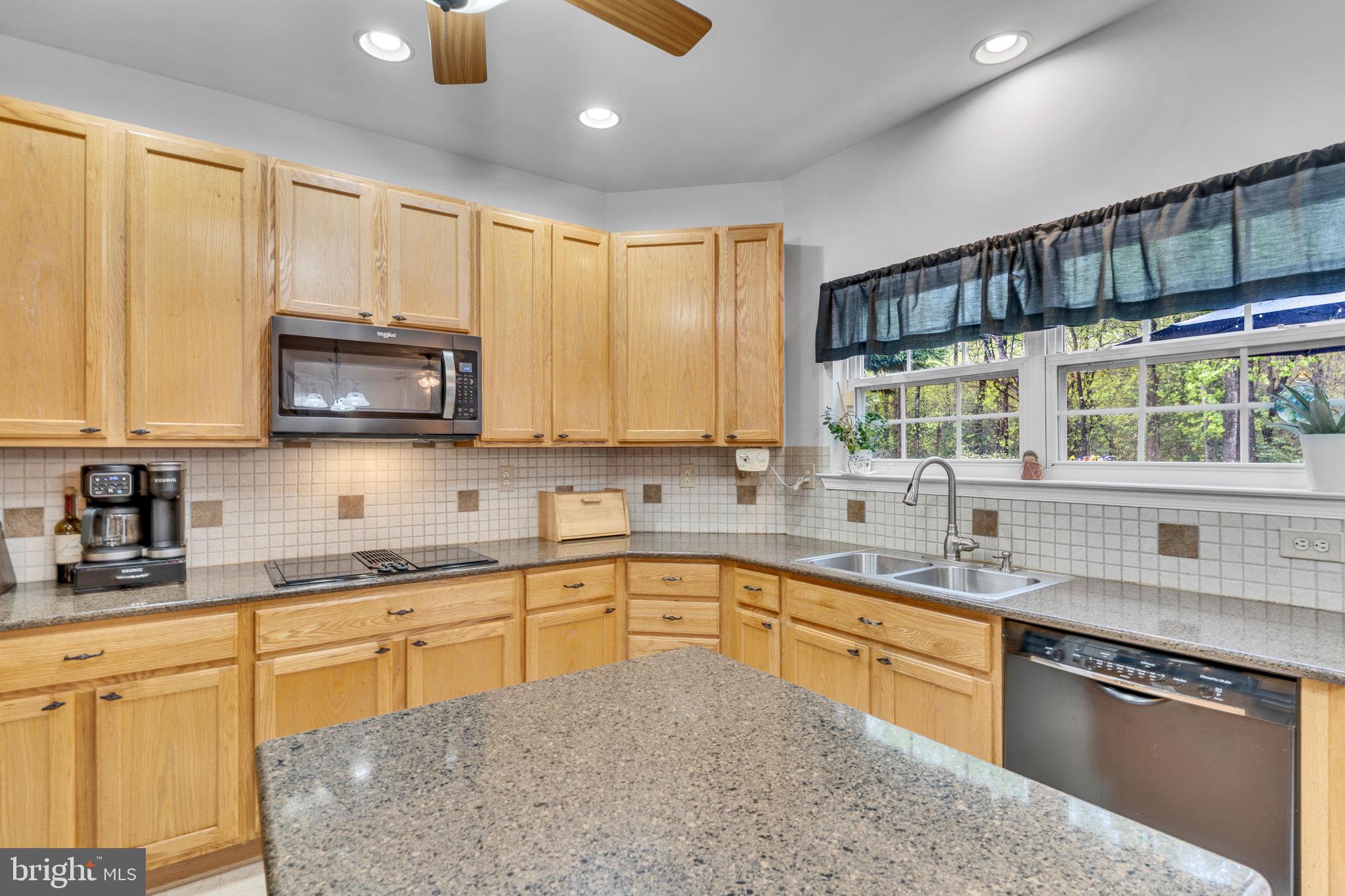 KINGS GRANT - Residential