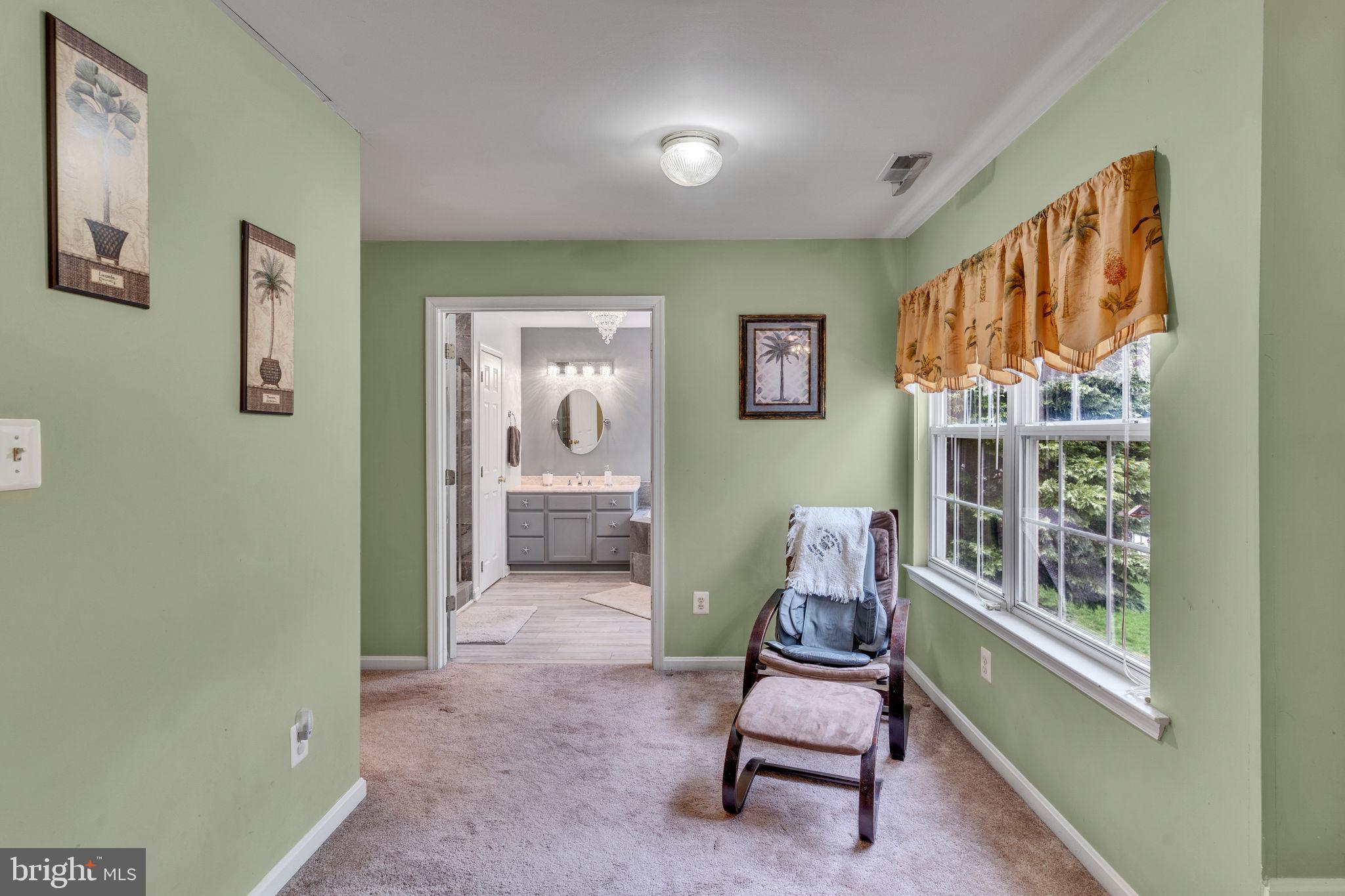 KINGS GRANT - Residential