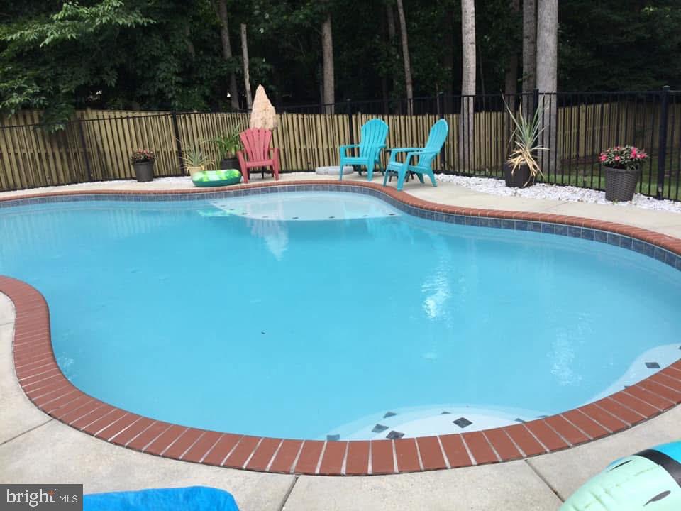 KINGS GRANT - Residential