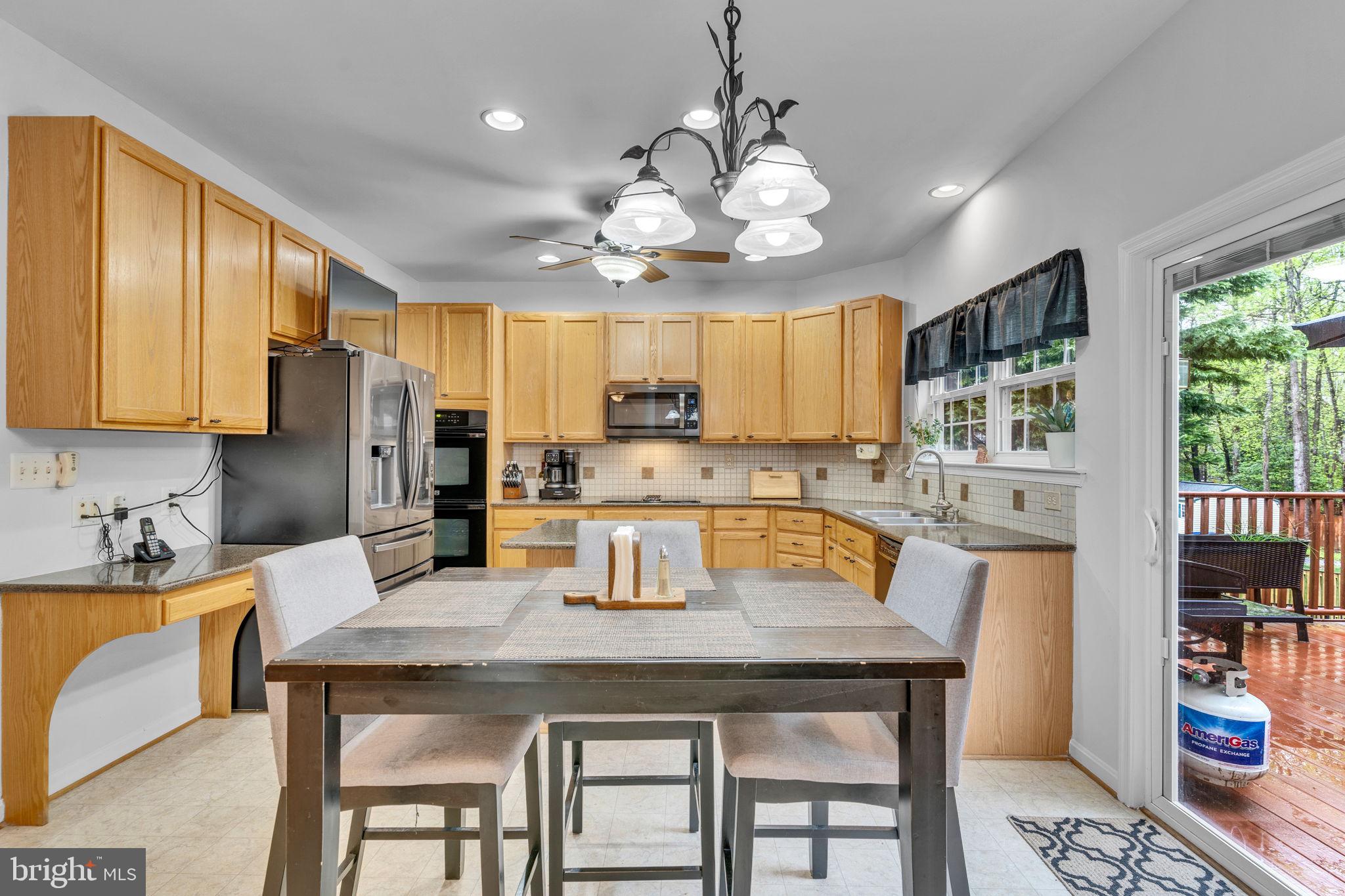 KINGS GRANT - Residential