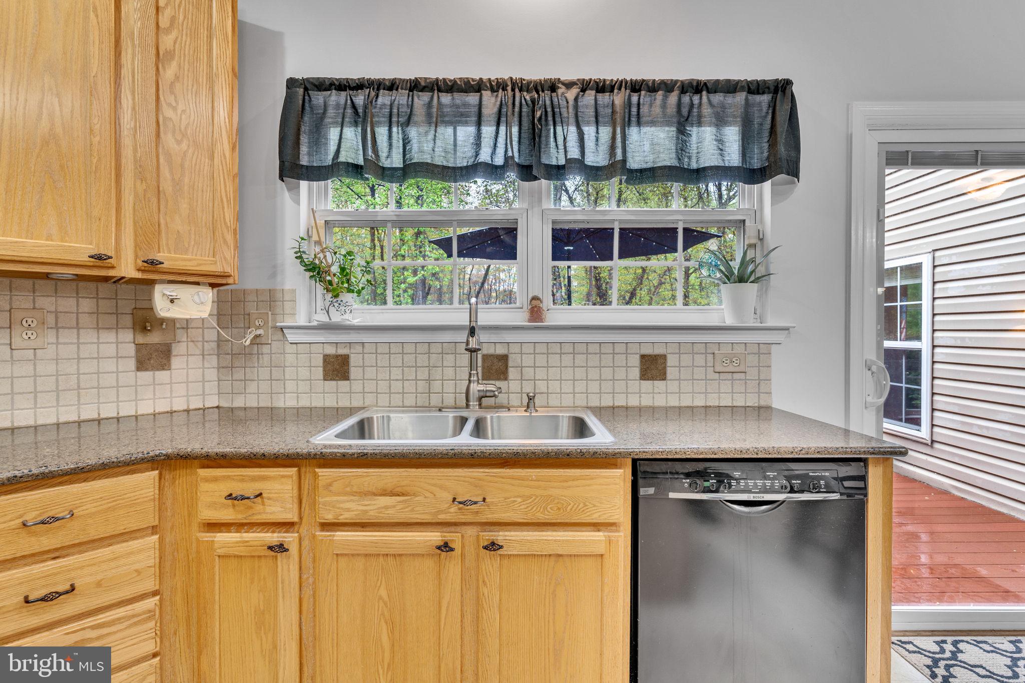 KINGS GRANT - Residential