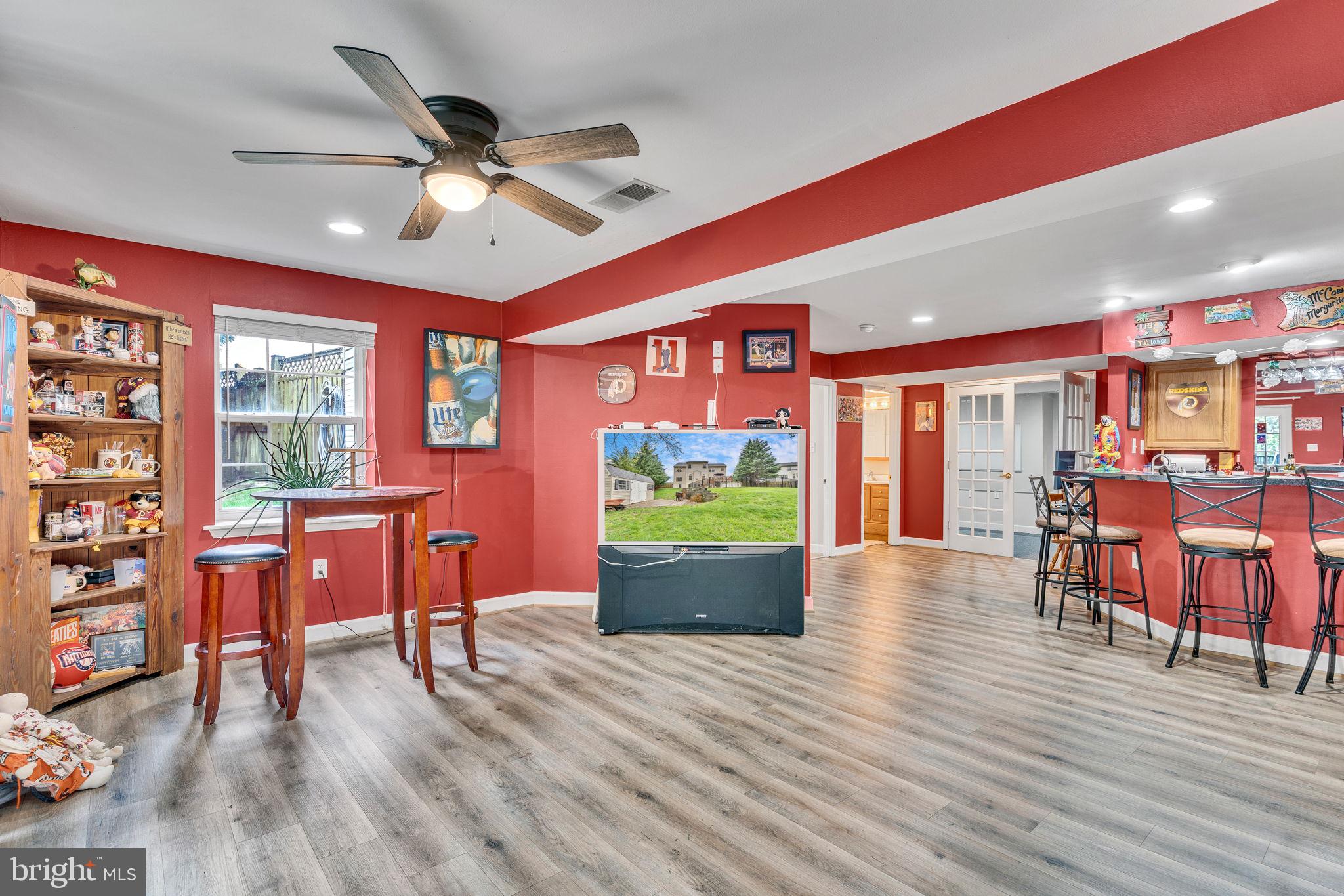 KINGS GRANT - Residential