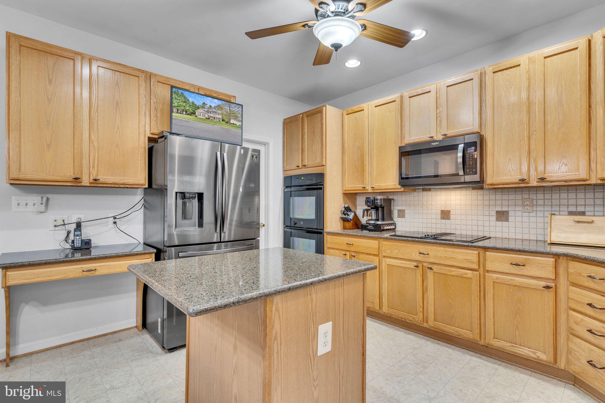 KINGS GRANT - Residential