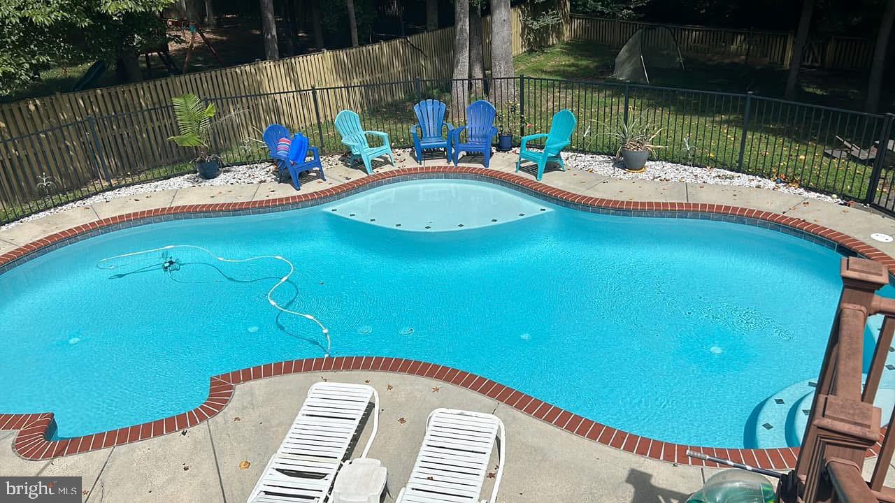 KINGS GRANT - Residential