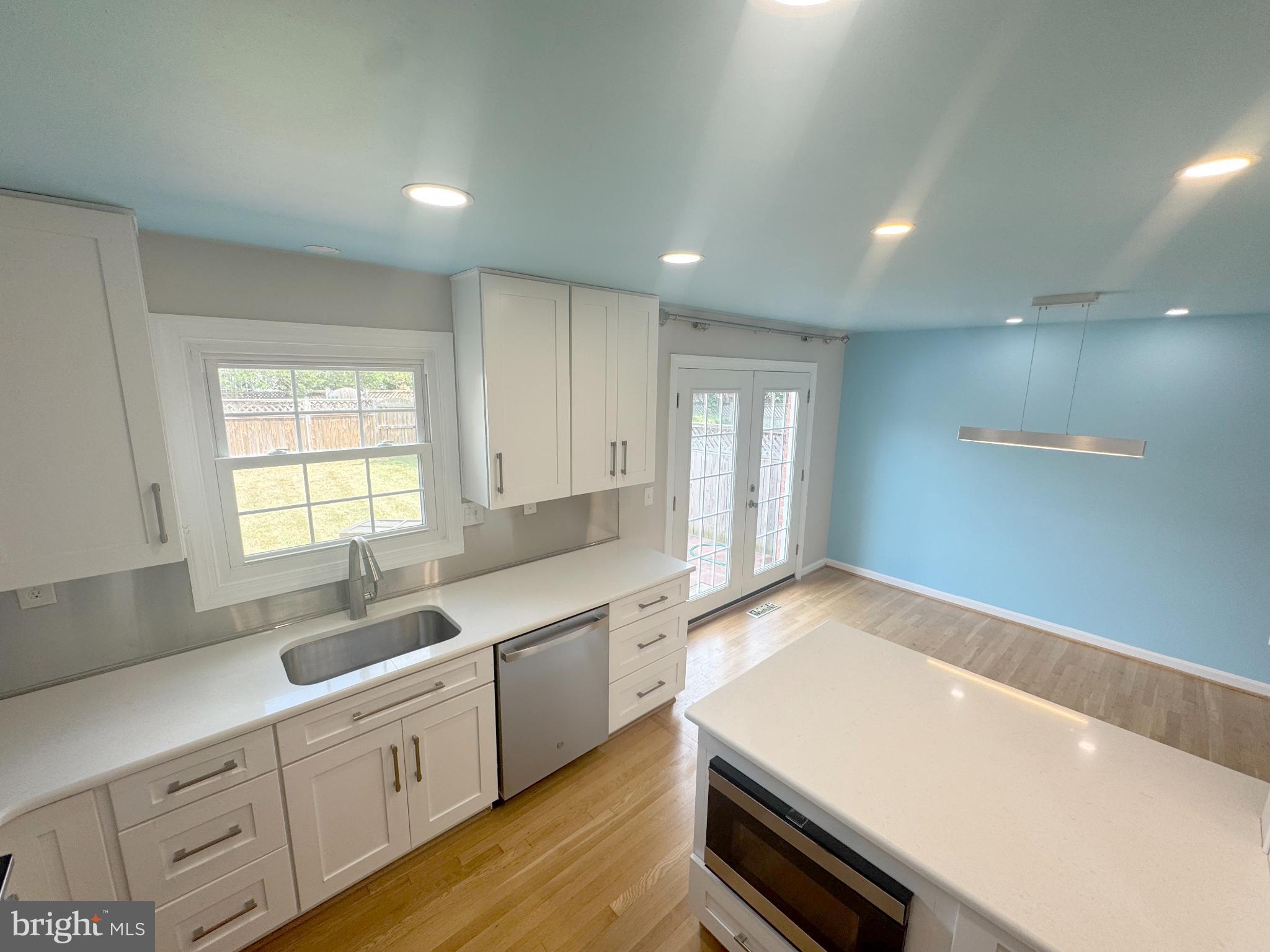 STONELEIGH - Residential Lease