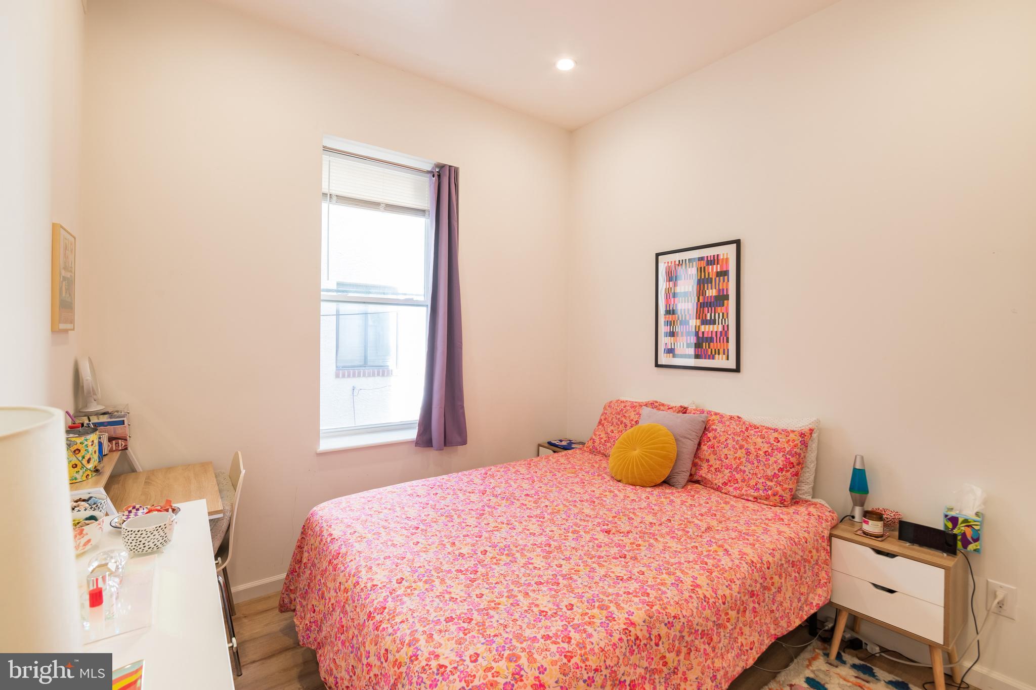 QUEEN VILLAGE - Residential Lease