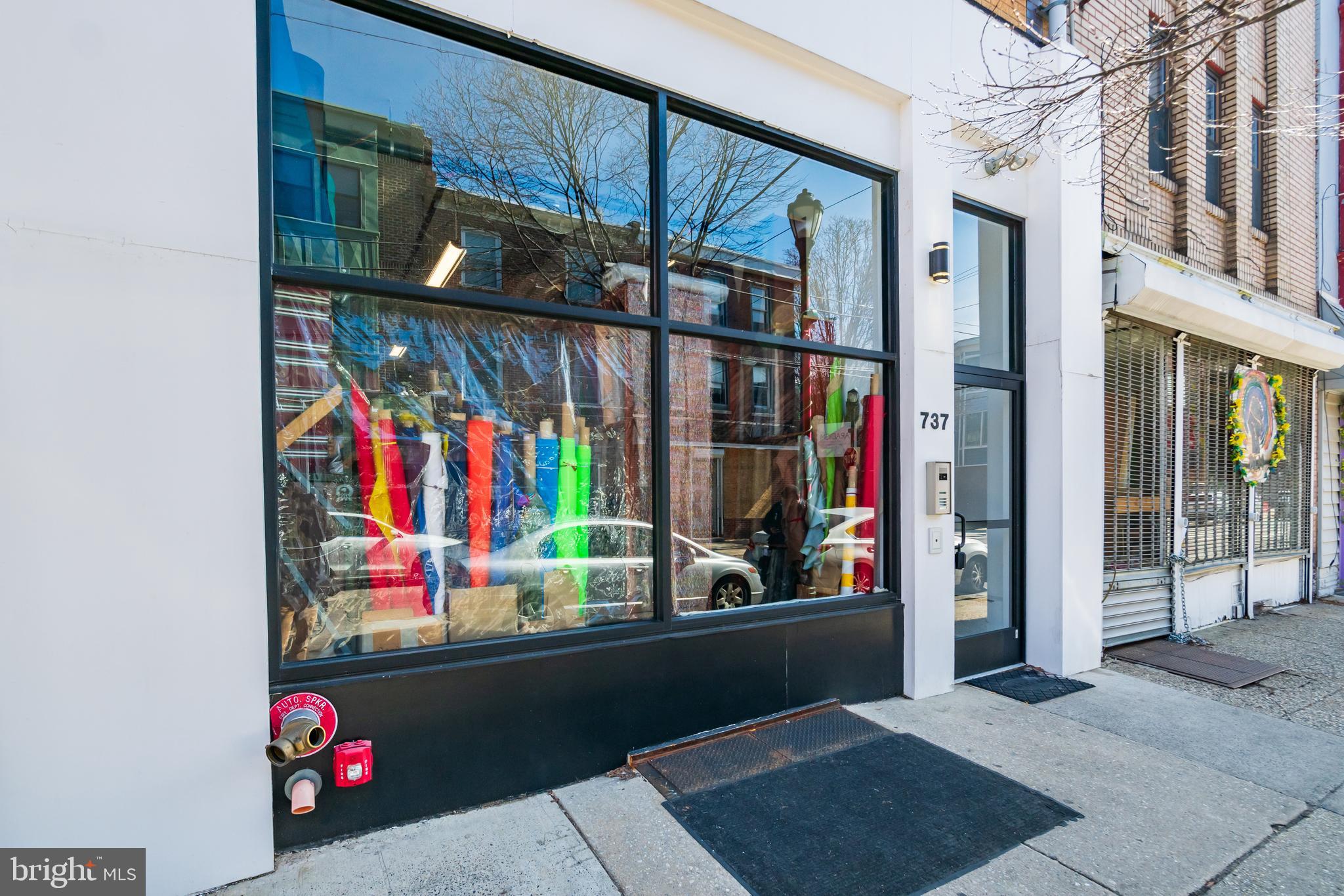 QUEEN VILLAGE - Residential Lease