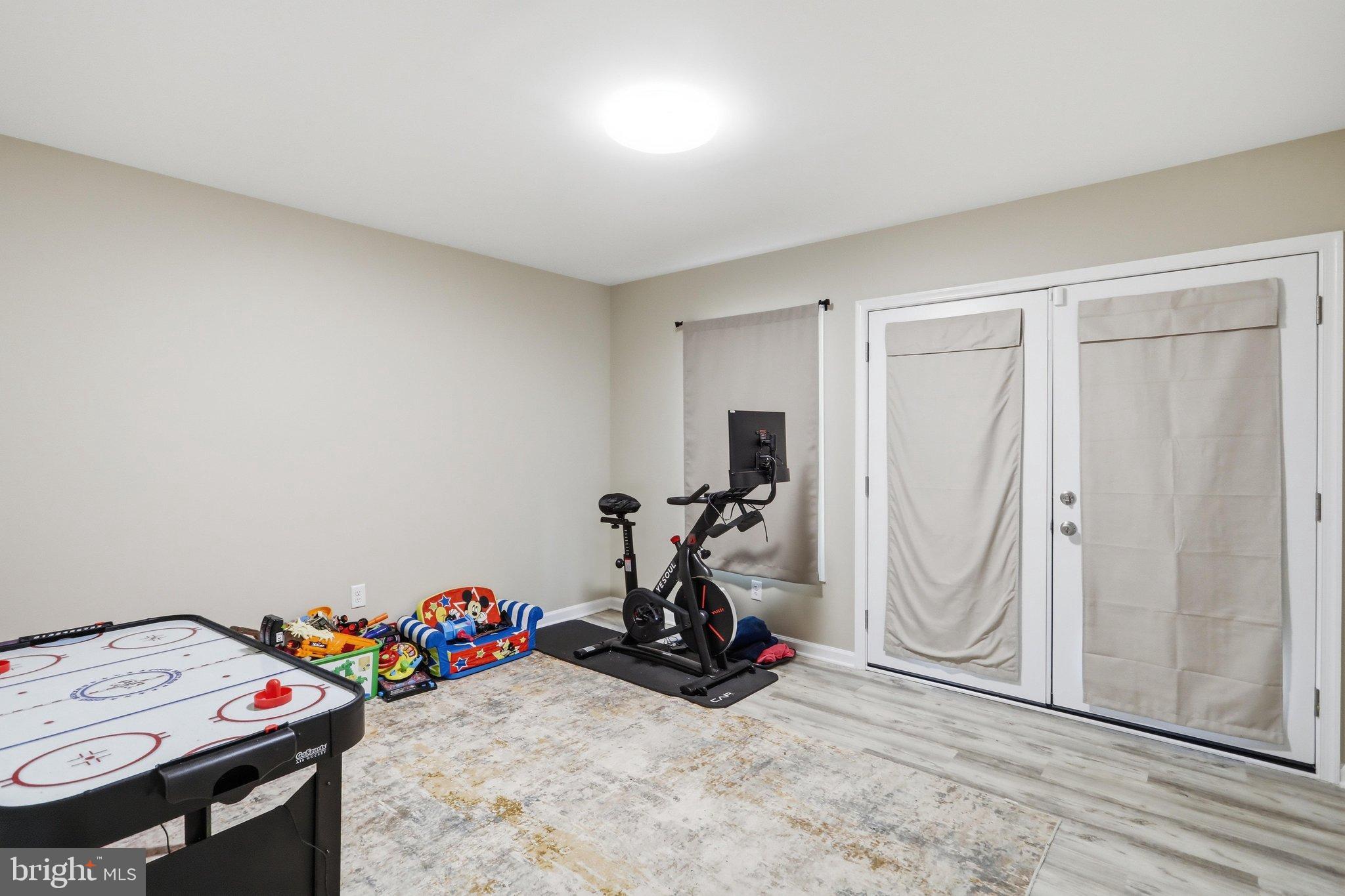 181 DUNROBIN DRIVE