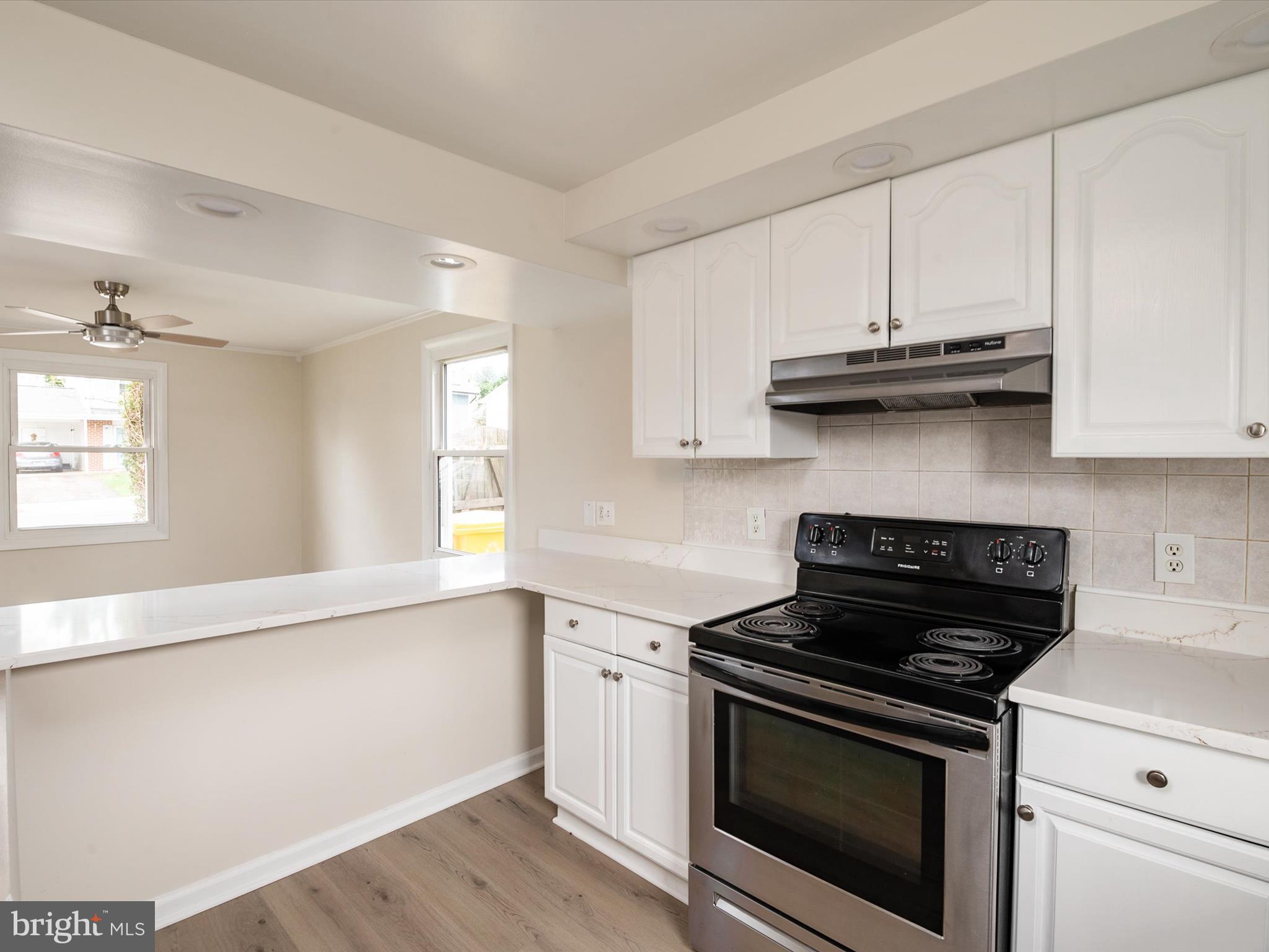 MAPLE RIDGE - Residential