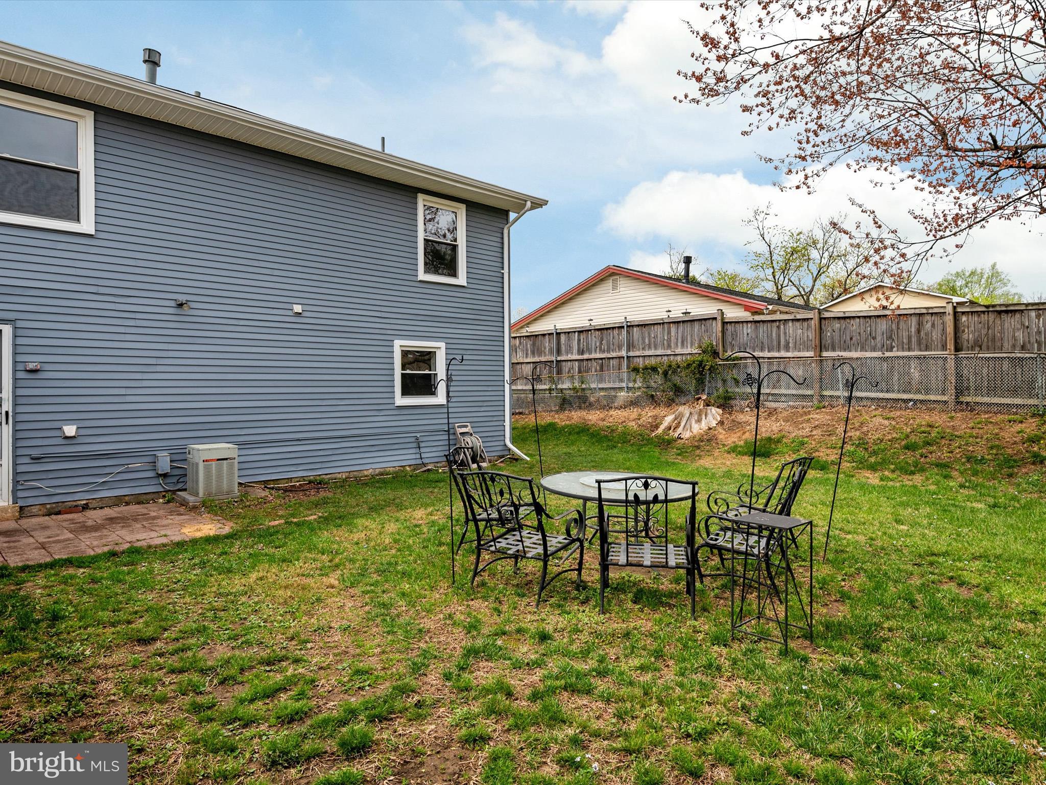 MAPLE RIDGE - Residential