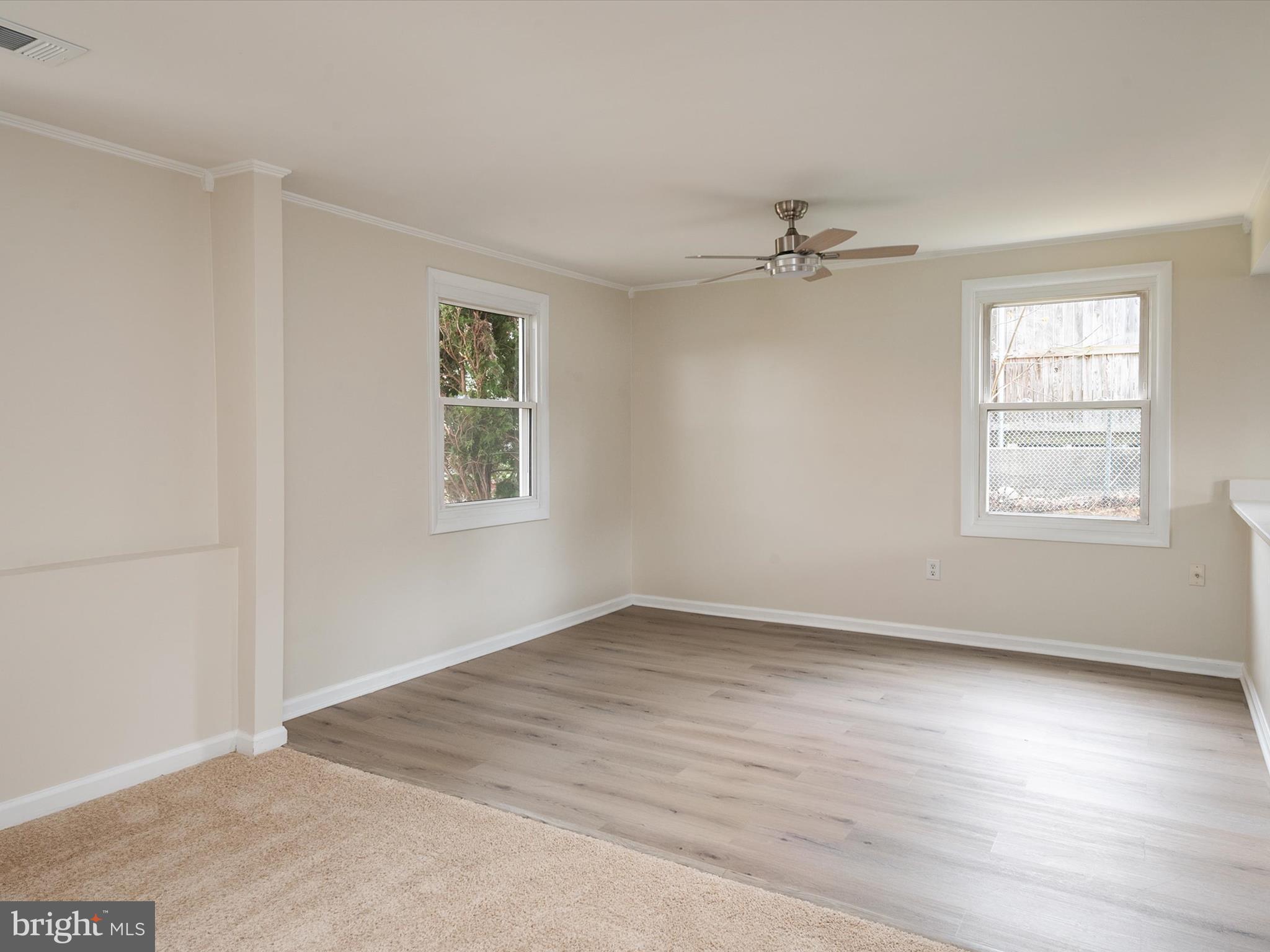 MAPLE RIDGE - Residential