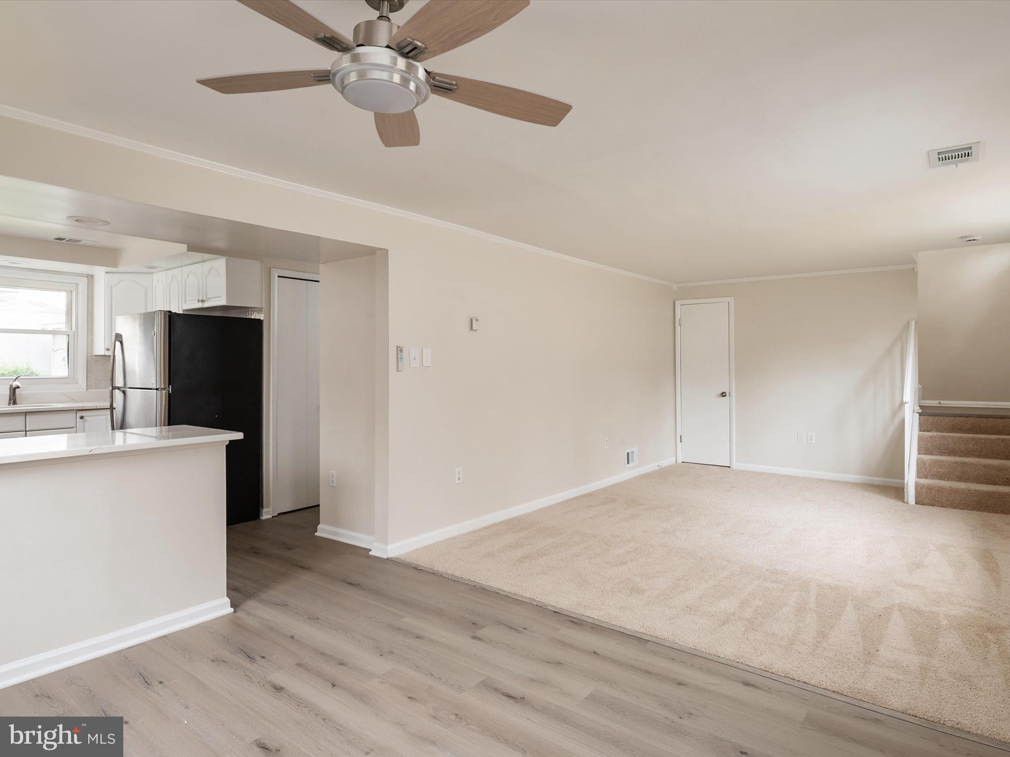 MAPLE RIDGE - Residential