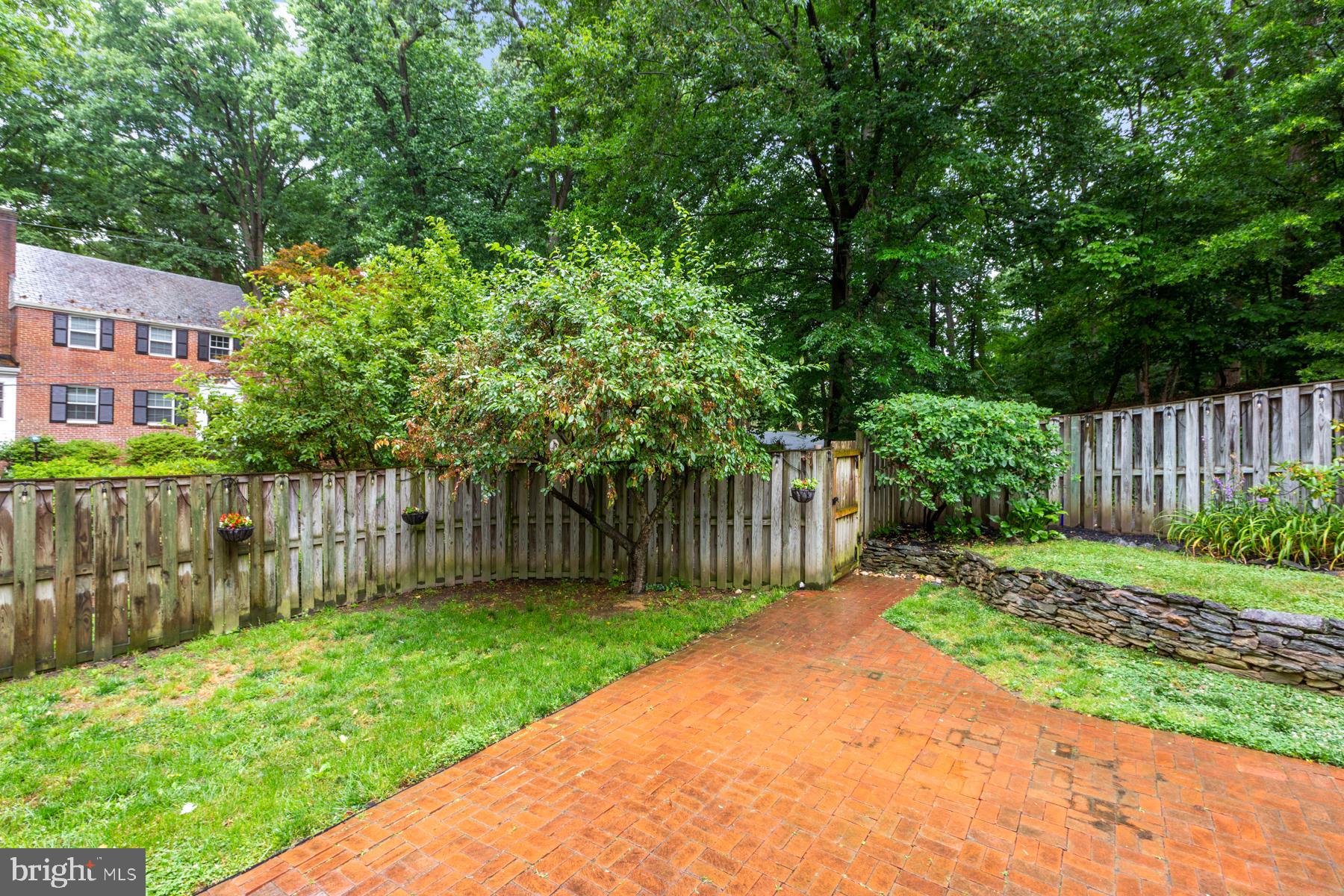 SLIGO PARK HILLS - Residential