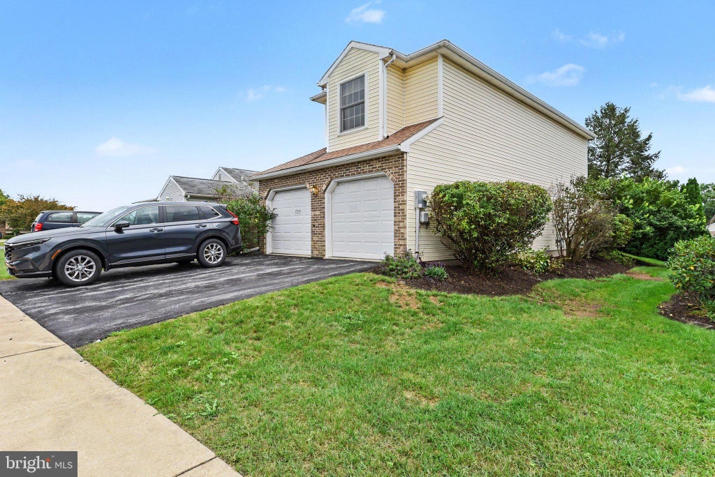Photo of 729 N Highlands Drive, HARRISBURG, PA 17111 (MLS # PADA2064344)