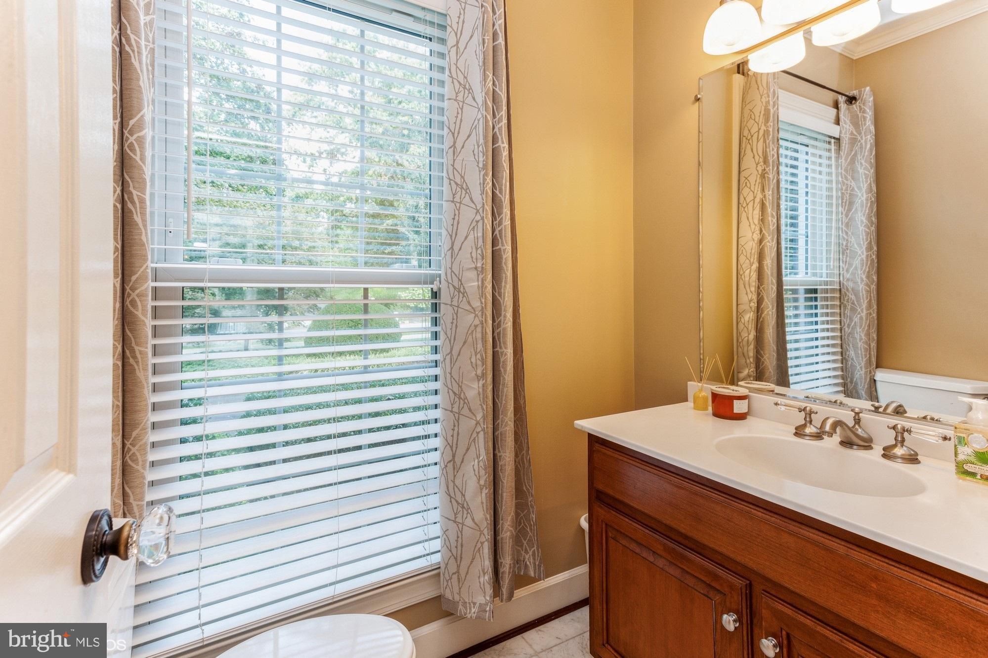 LAKE POTOMAC - Residential