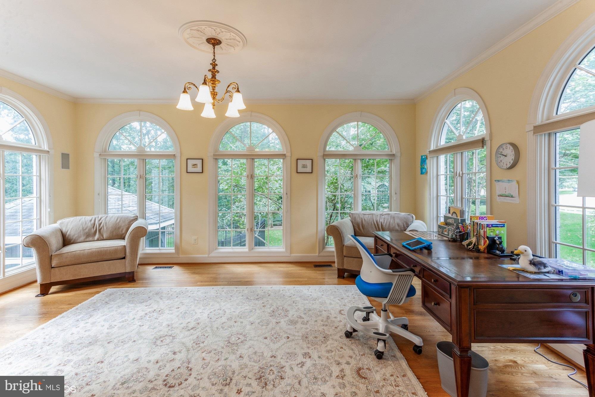 LAKE POTOMAC - Residential