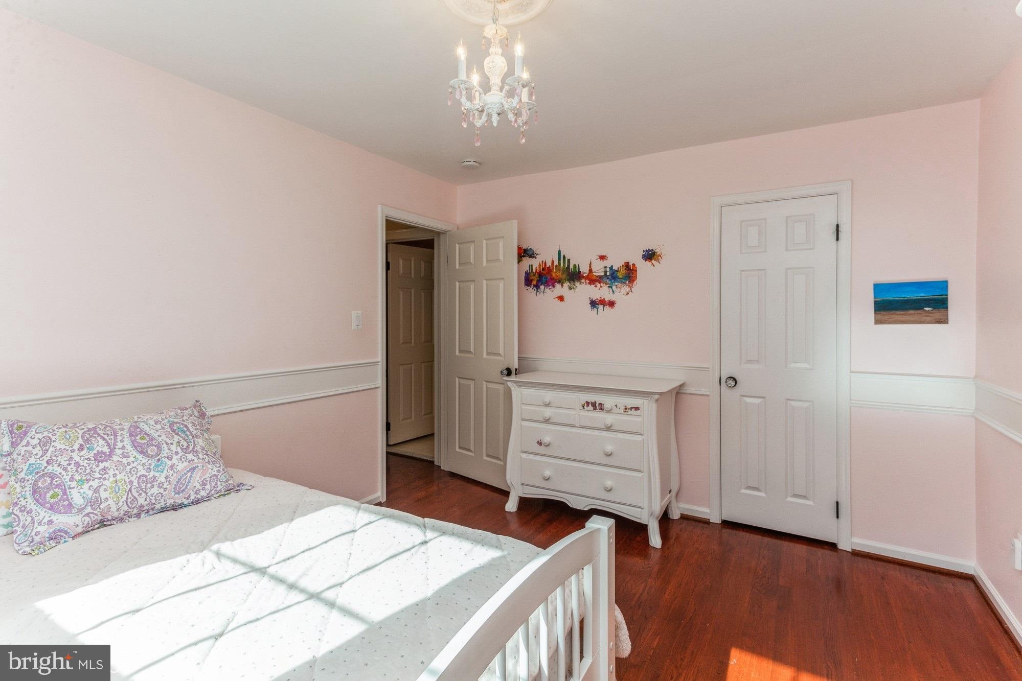 LAKE POTOMAC - Residential