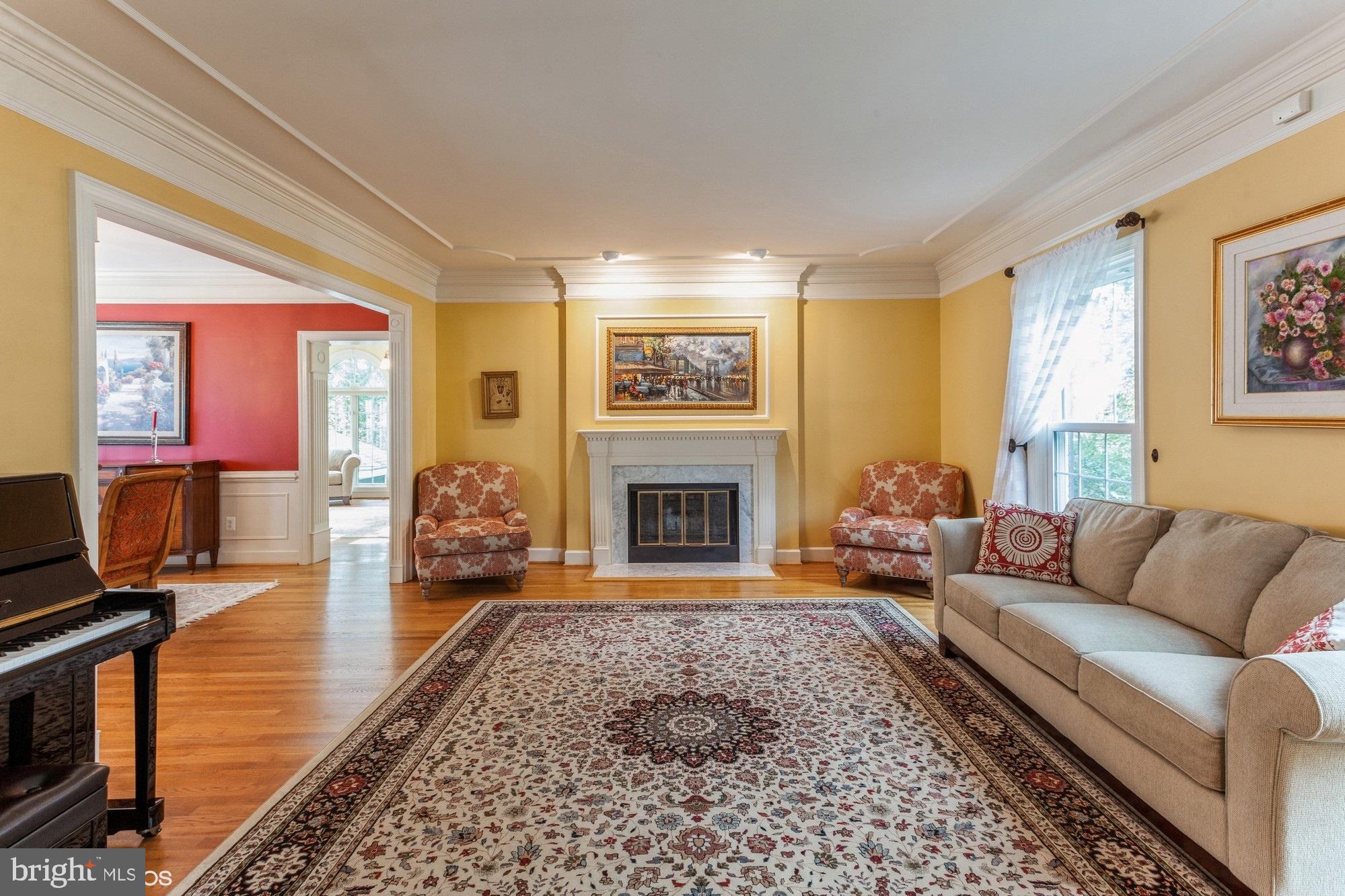 LAKE POTOMAC - Residential