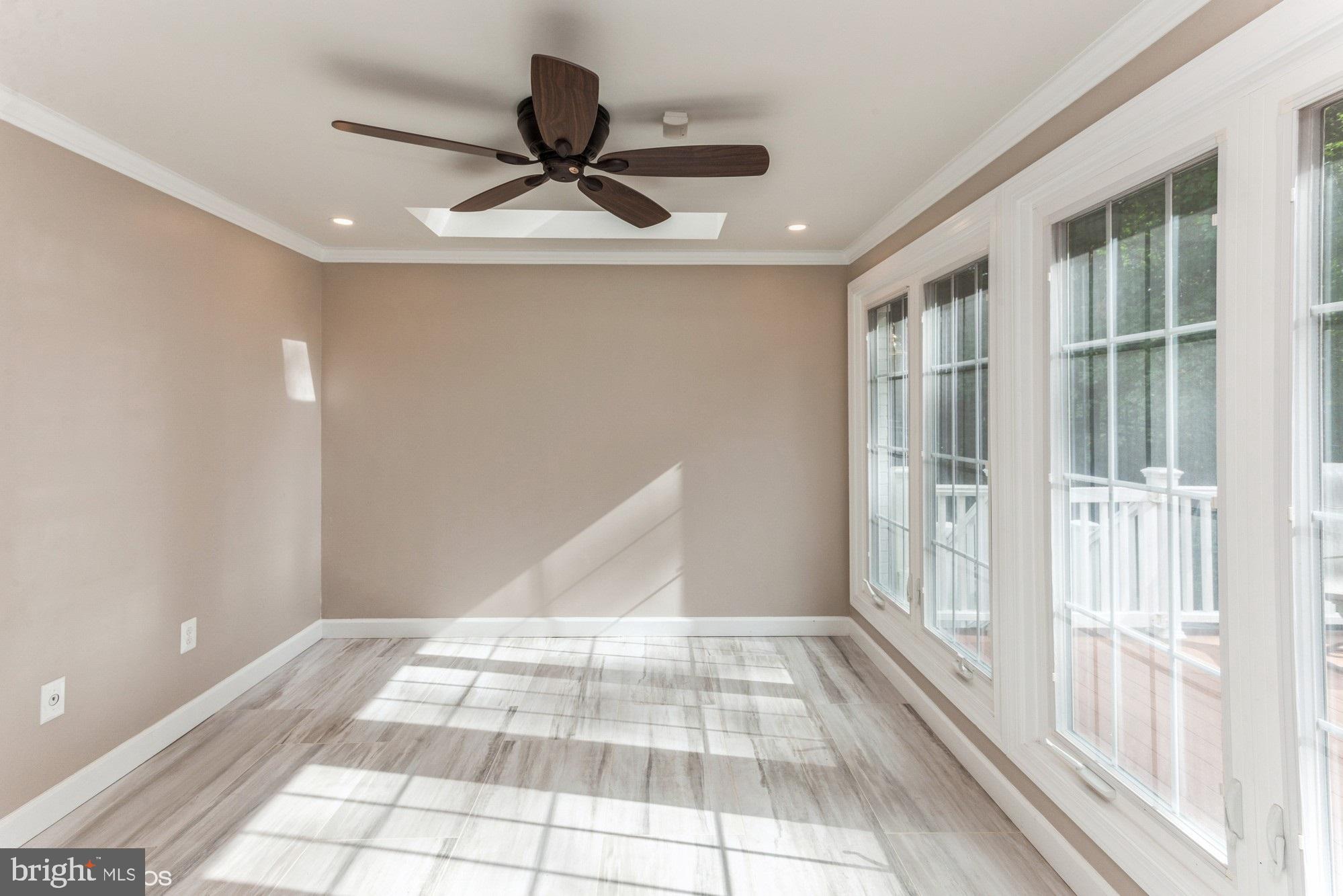 LAKE POTOMAC - Residential