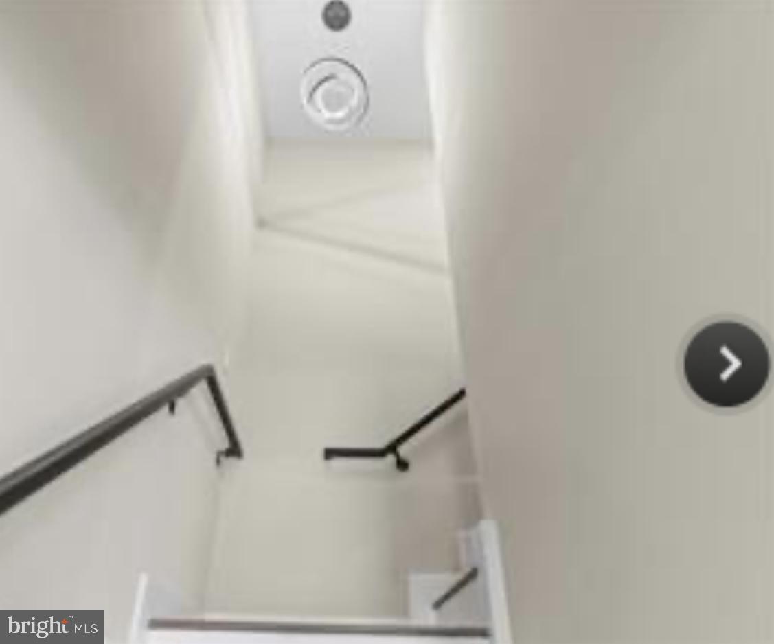 MONDAWMIN - Residential Lease