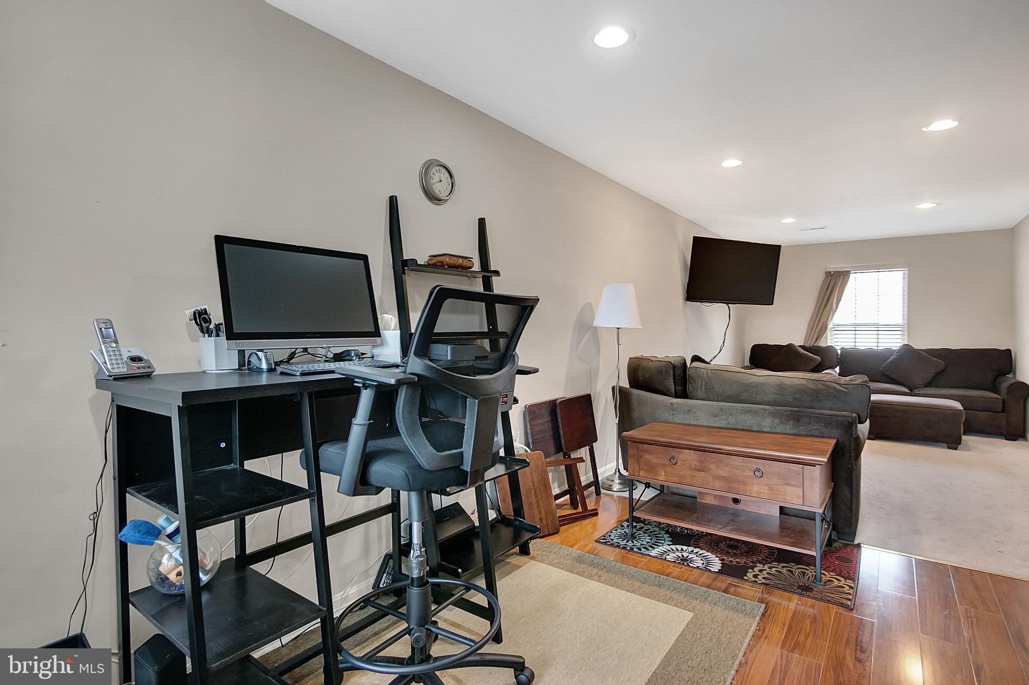 PENNSYLVANIA CROSSING - Residential