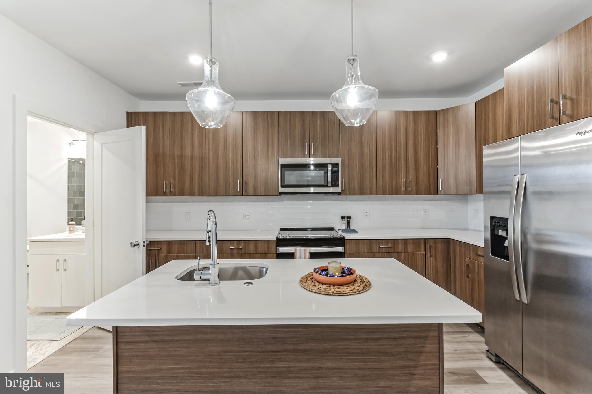 ROXBOROUGH - Residential Lease