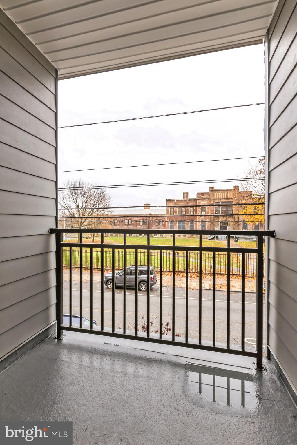 ROXBOROUGH - Residential Lease