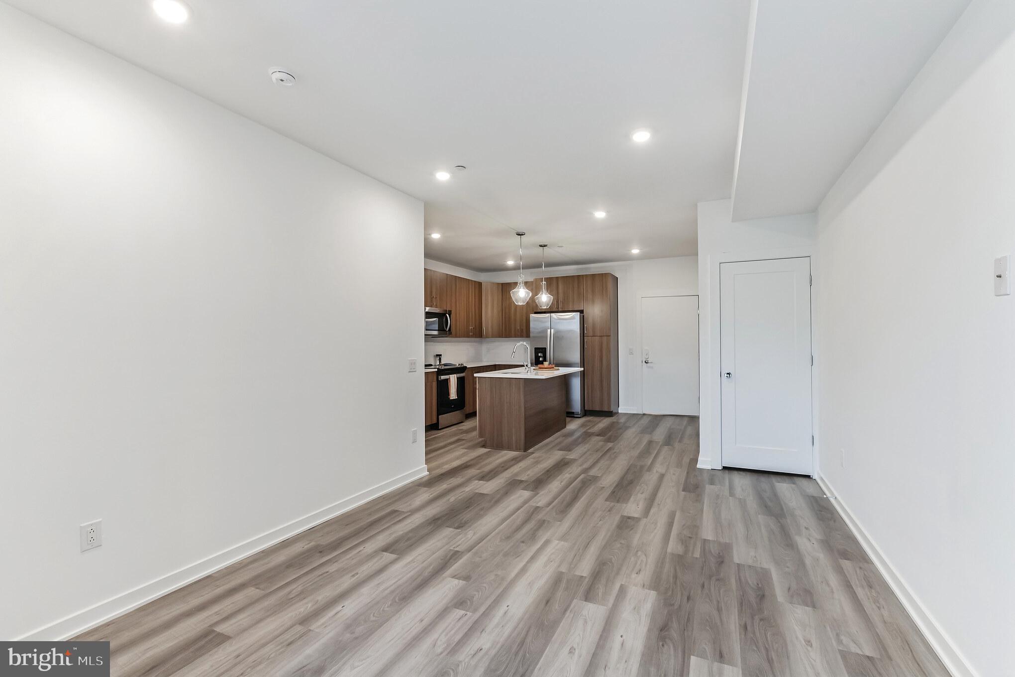 ROXBOROUGH - Residential Lease