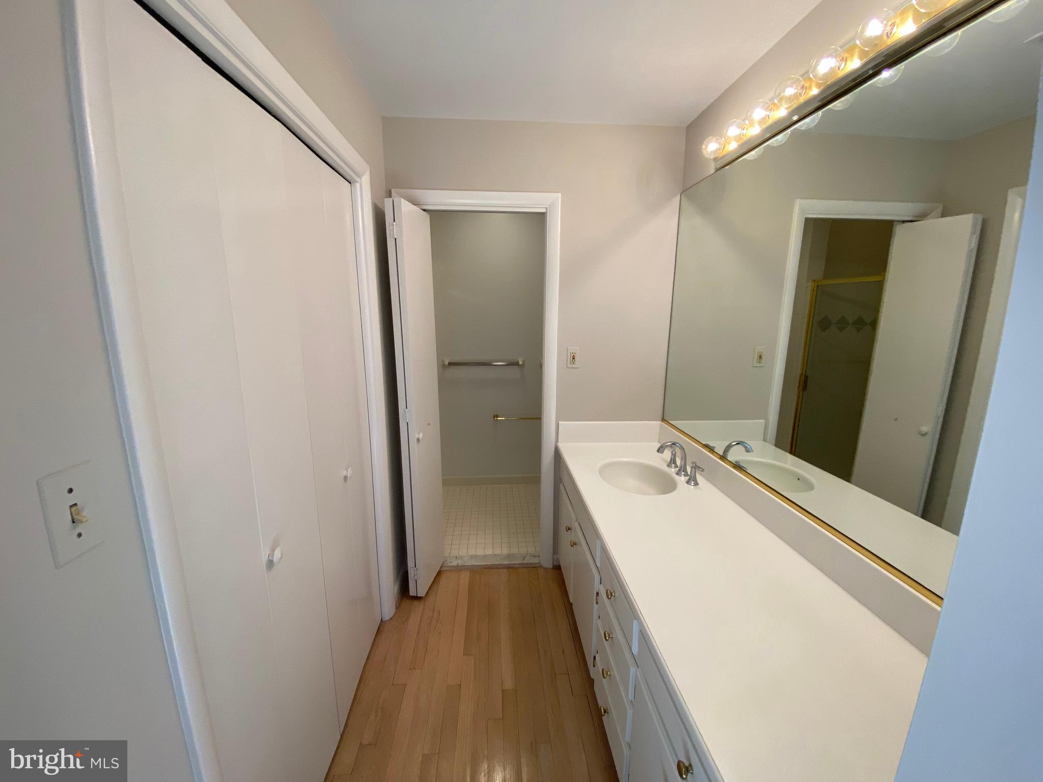 GREENCASTLE MANOR - Residential Lease