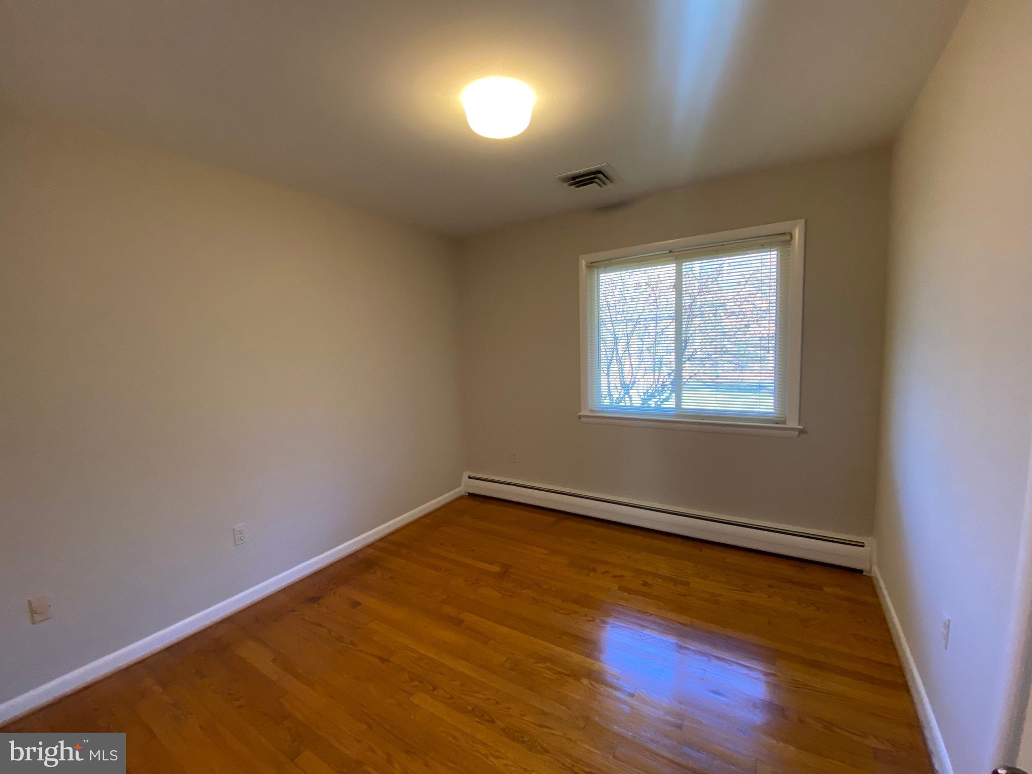 GREENCASTLE MANOR - Residential Lease