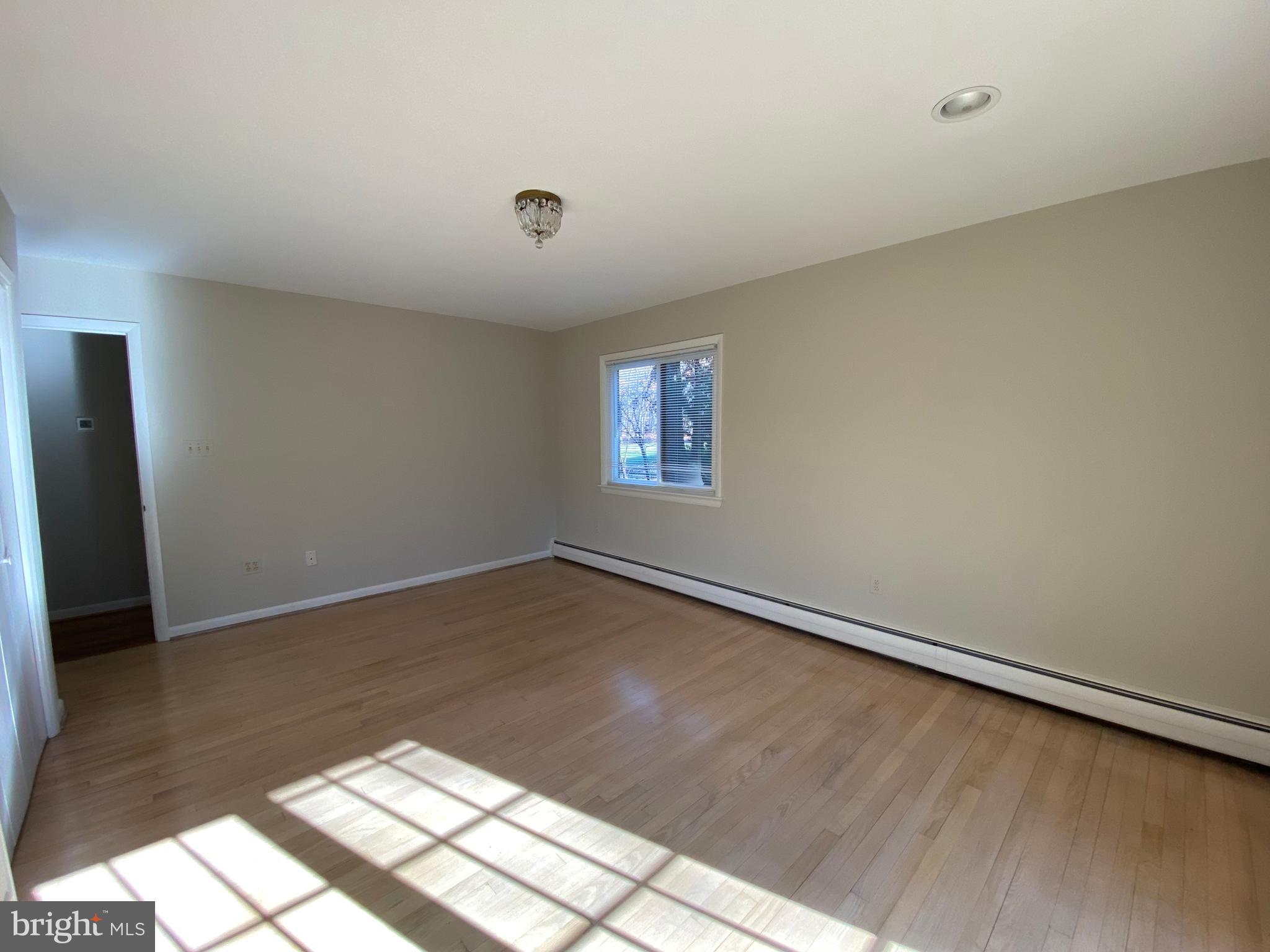 GREENCASTLE MANOR - Residential Lease