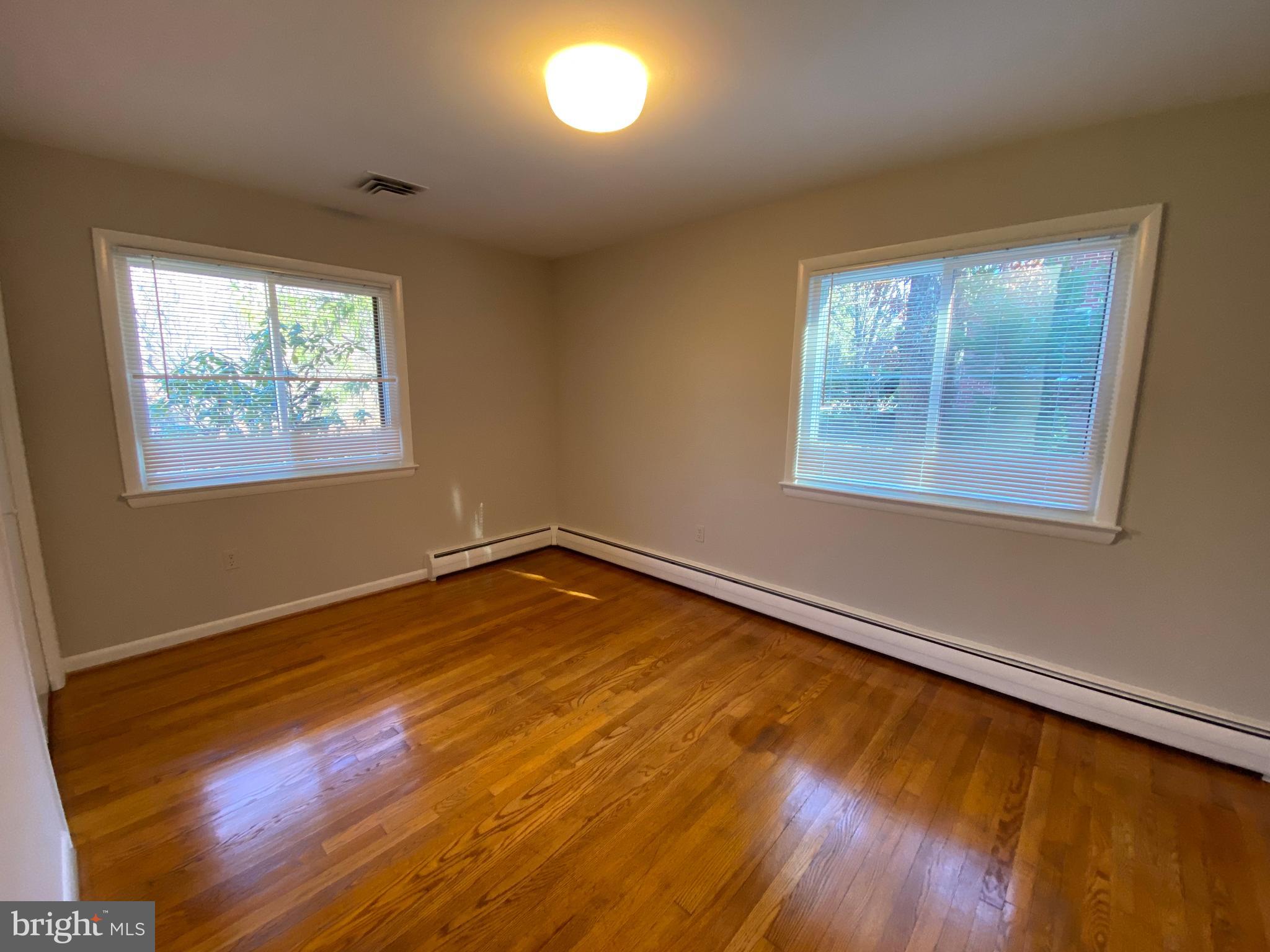 GREENCASTLE MANOR - Residential Lease