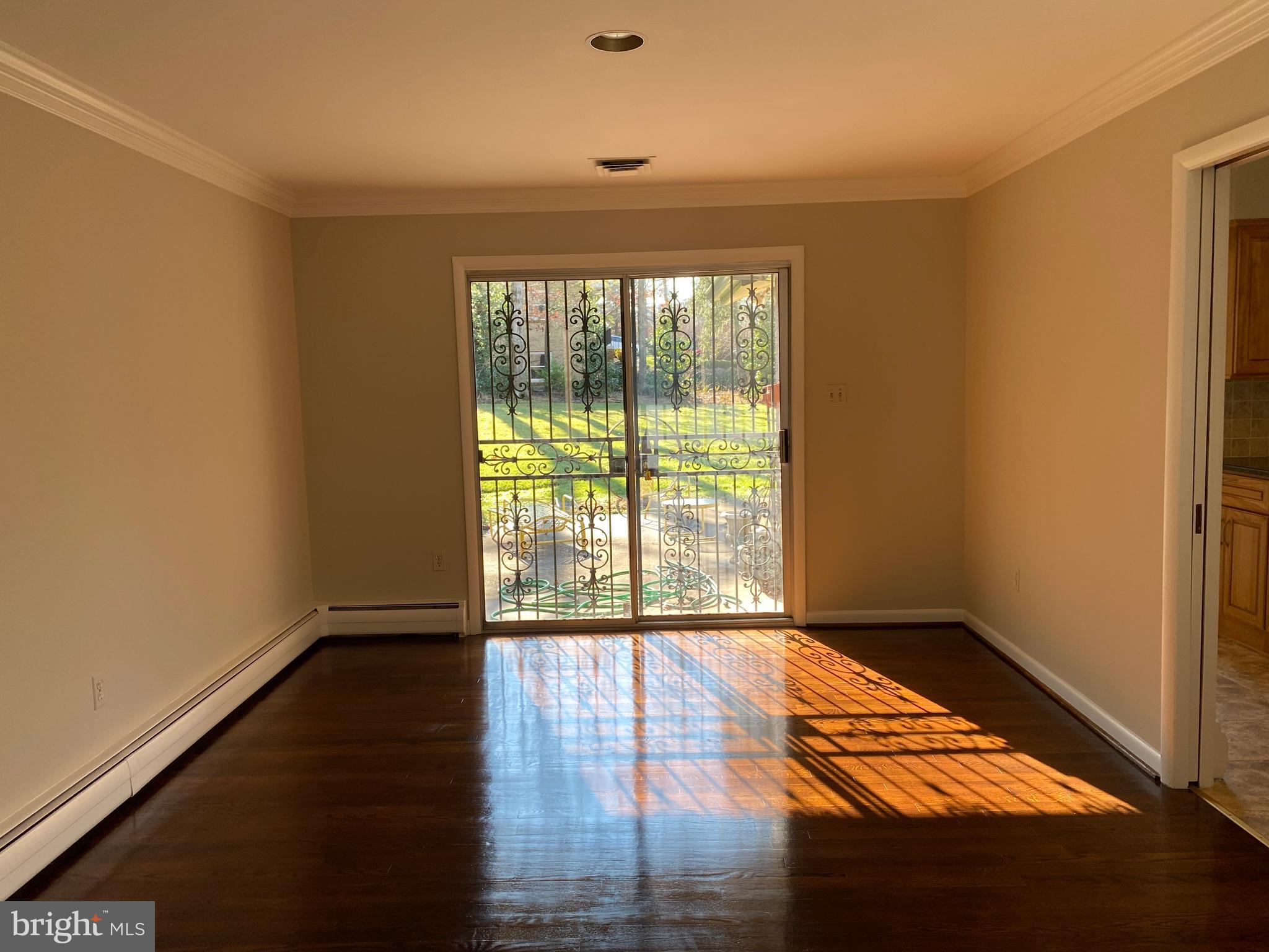 GREENCASTLE MANOR - Residential Lease