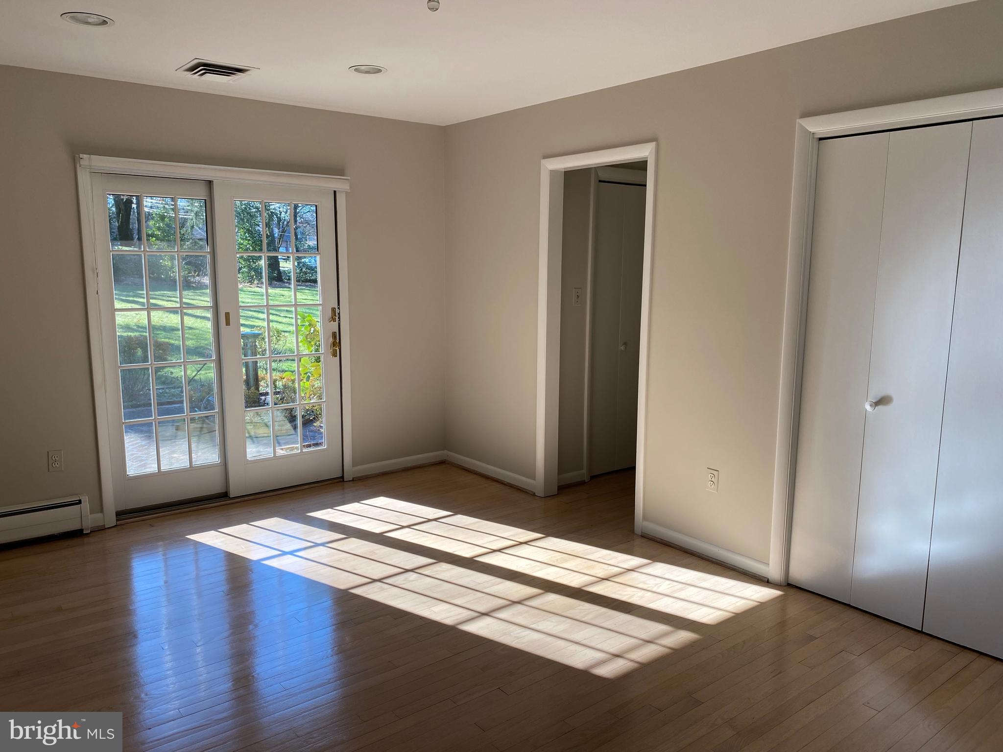 GREENCASTLE MANOR - Residential Lease