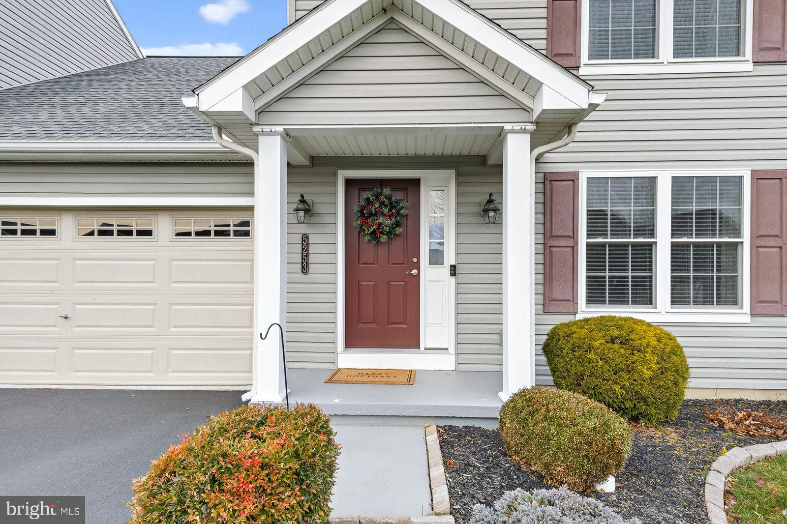 5253 SUMMERFIELD DRIVE