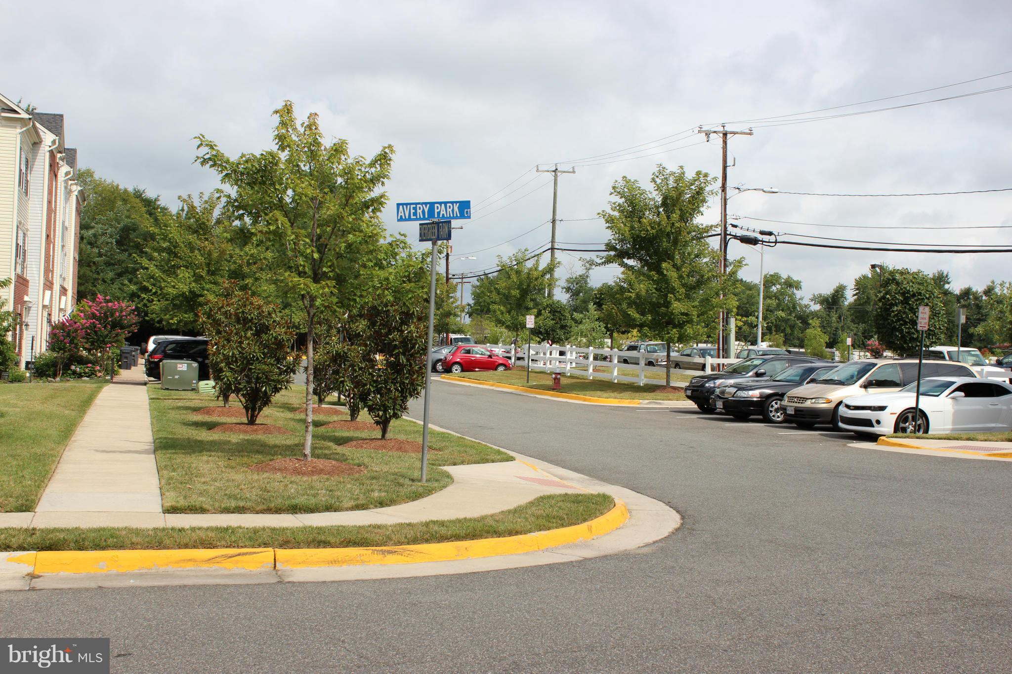 AVERY PARK - Residential