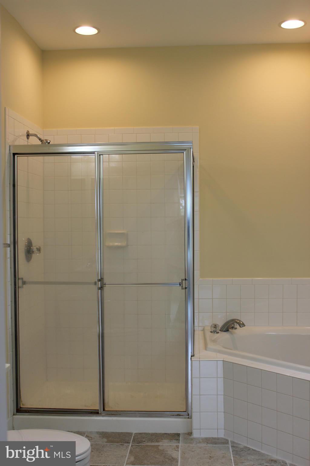 AVERY PARK - Residential