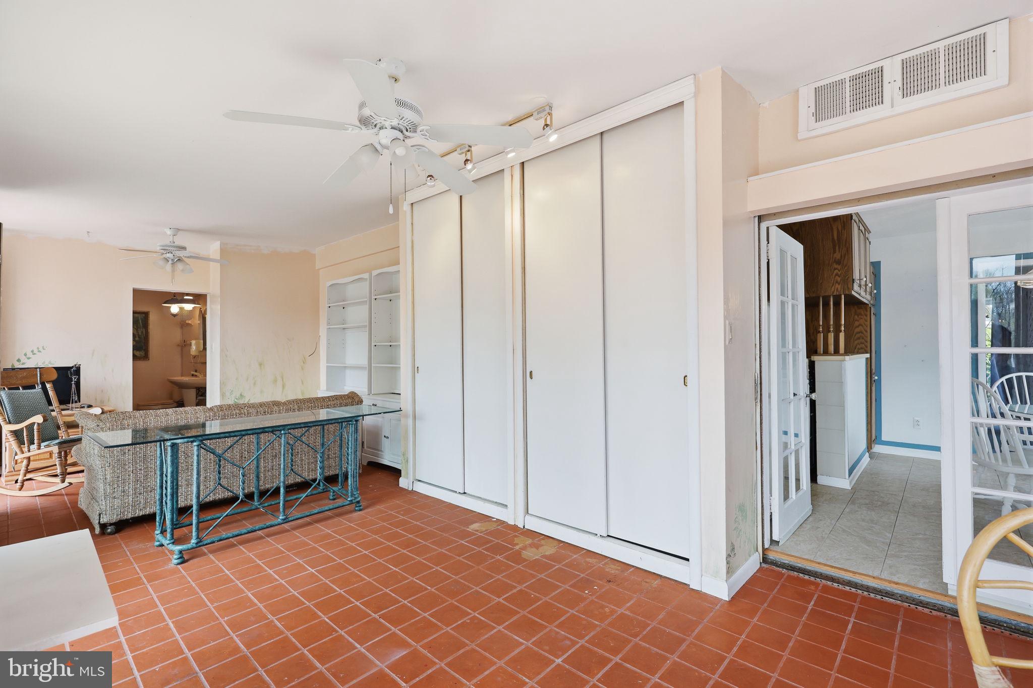 NOTTINGHAM VIL - Residential