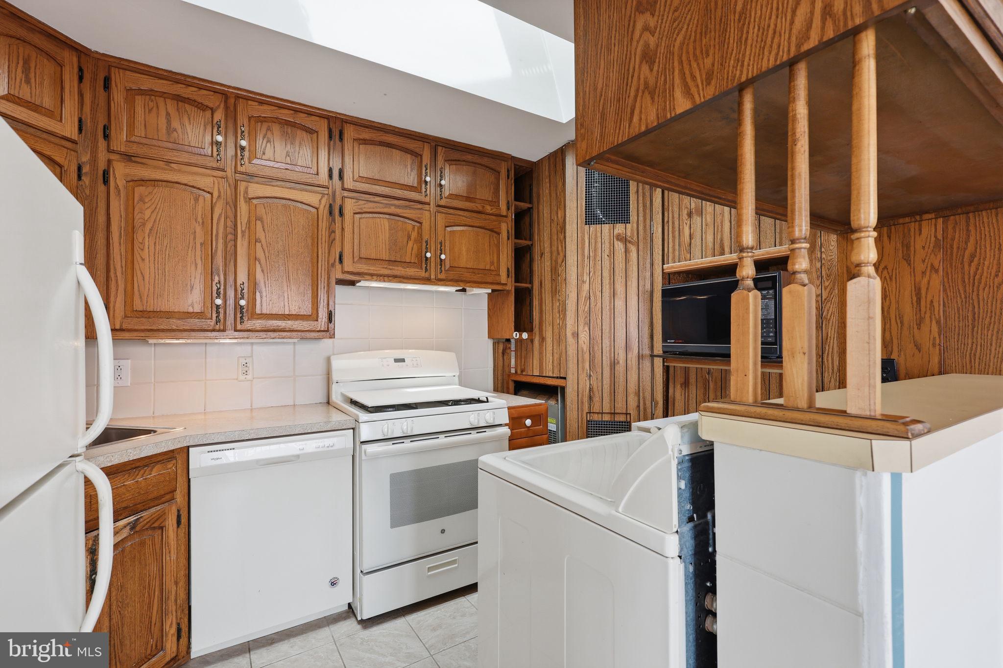 NOTTINGHAM VIL - Residential