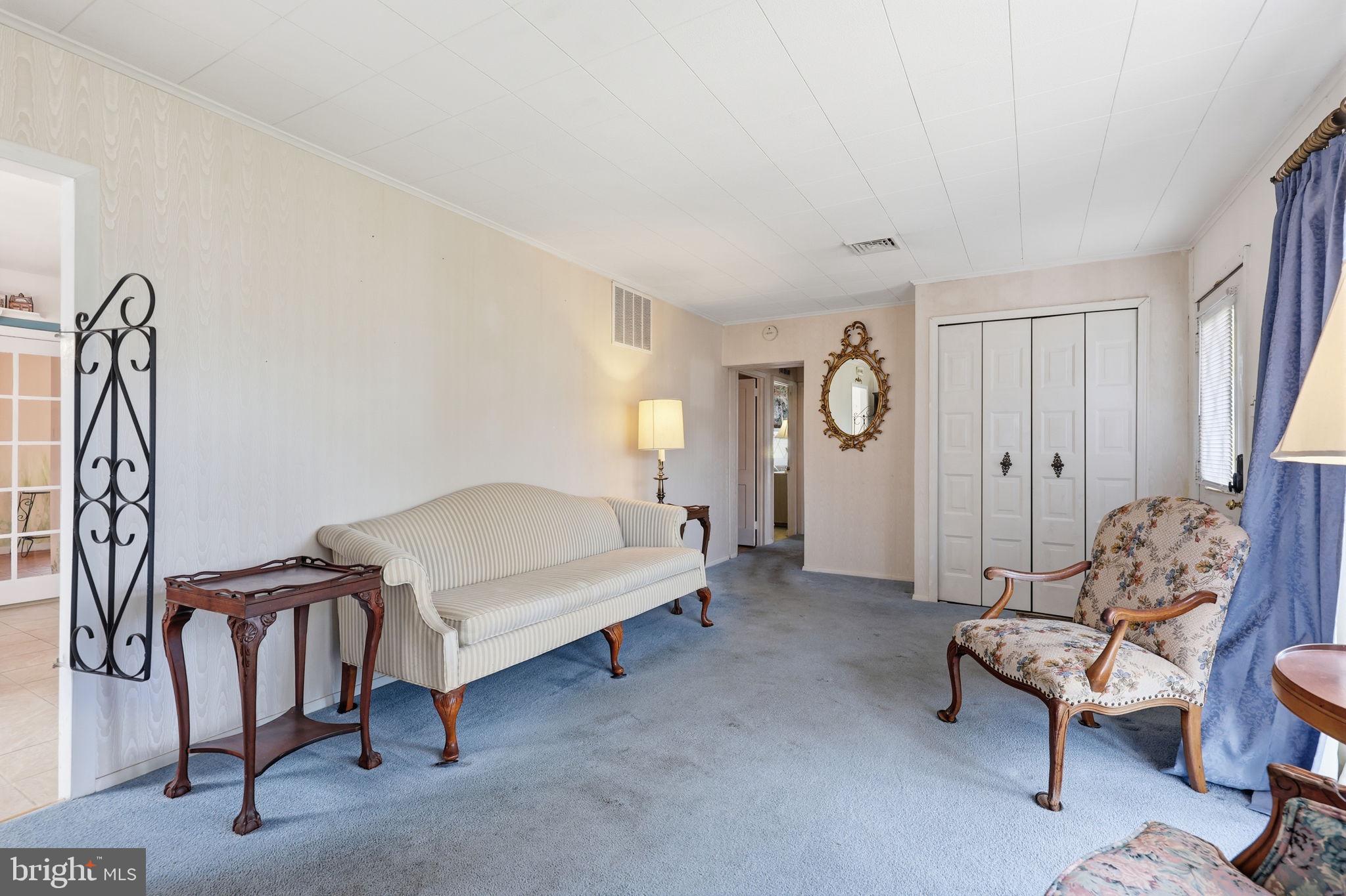 NOTTINGHAM VIL - Residential