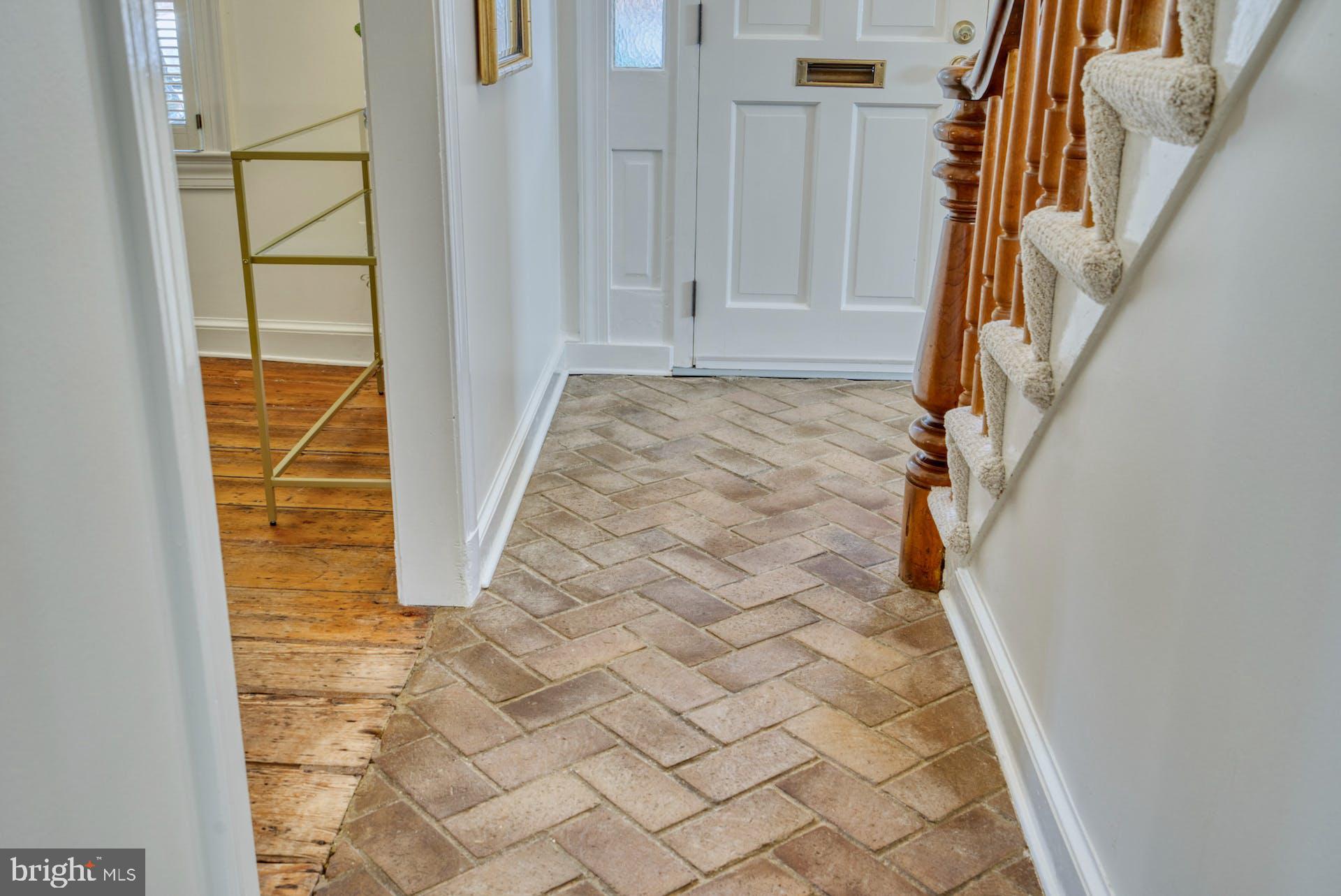 OLD TOWN ALEXANDRIA - Residential