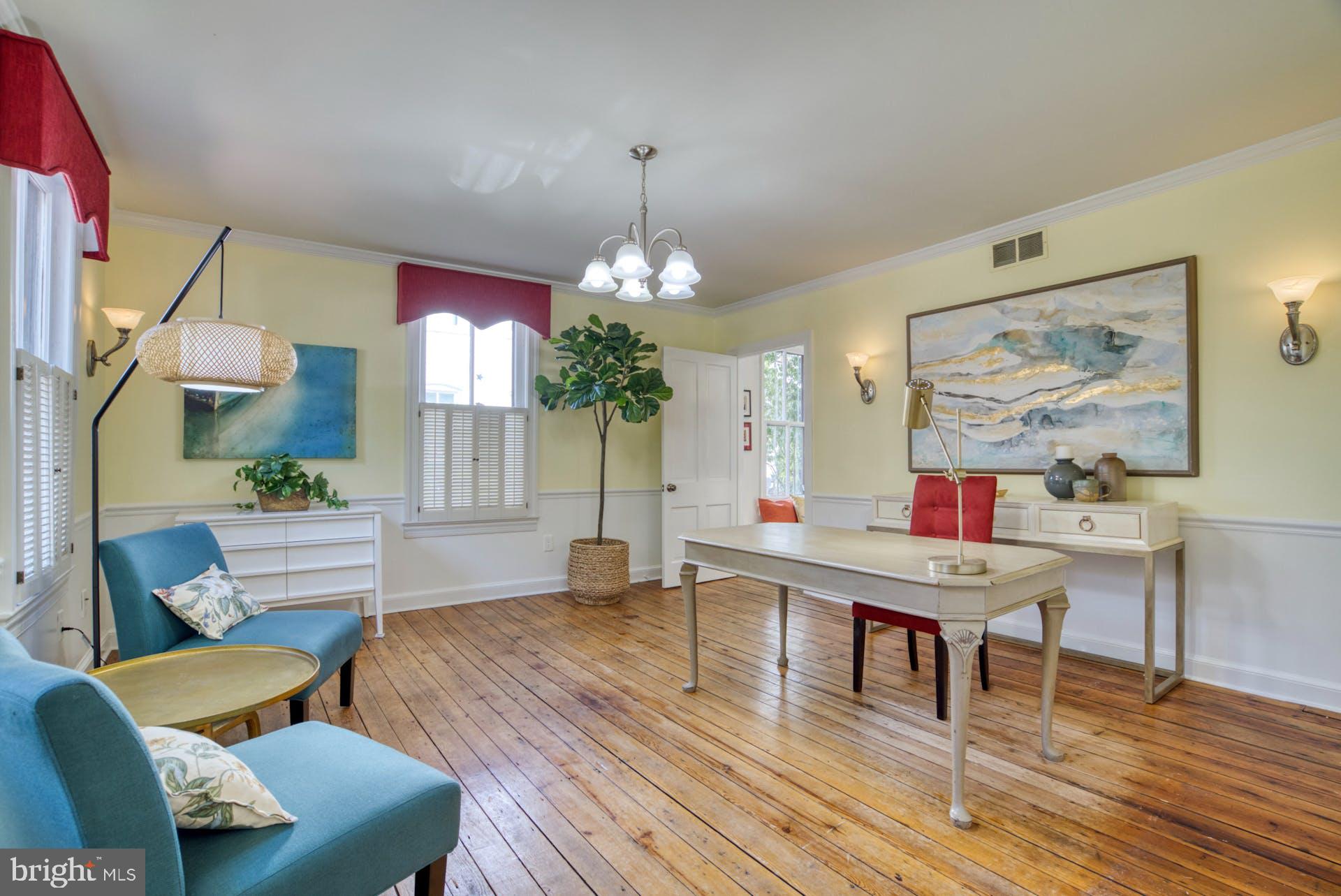 OLD TOWN ALEXANDRIA - Residential