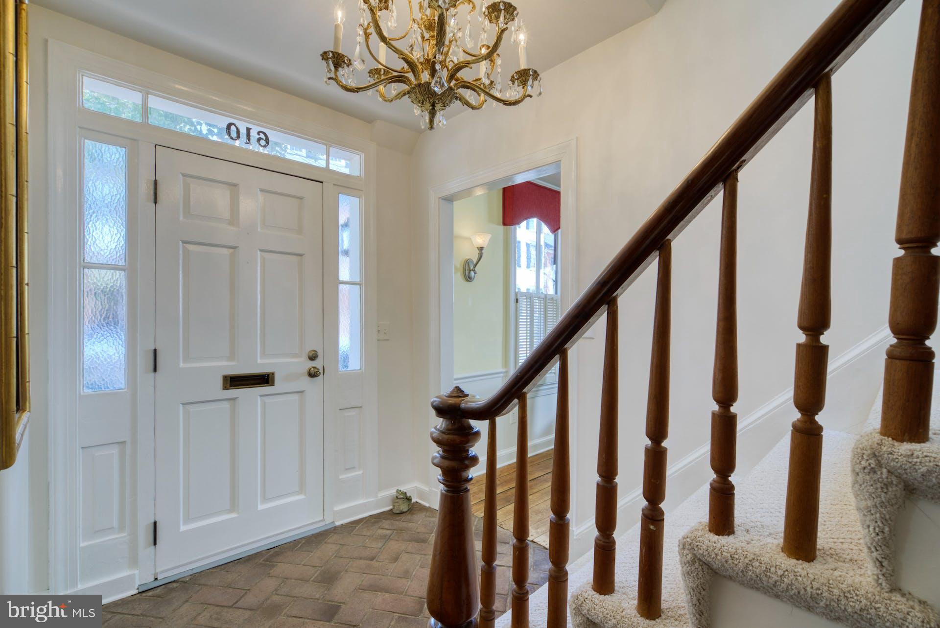 OLD TOWN ALEXANDRIA - Residential