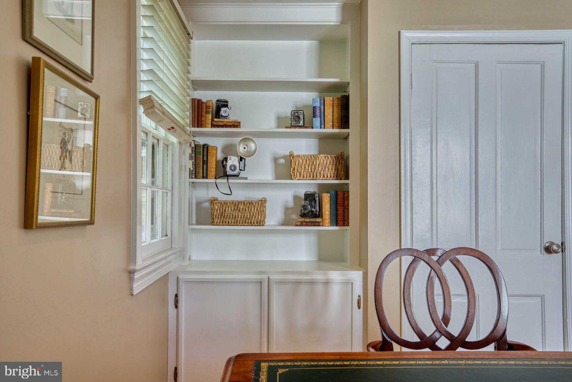 OLD TOWN ALEXANDRIA - Residential