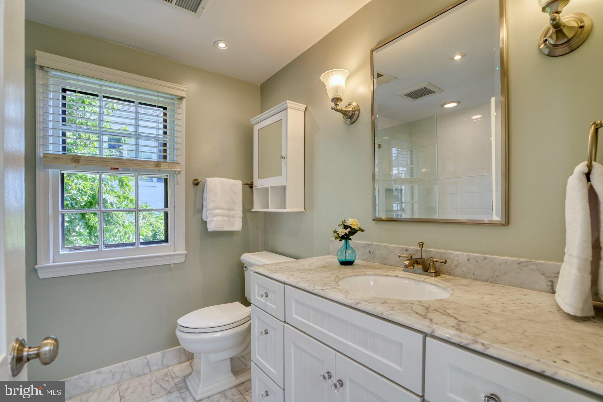 OLD TOWN ALEXANDRIA - Residential